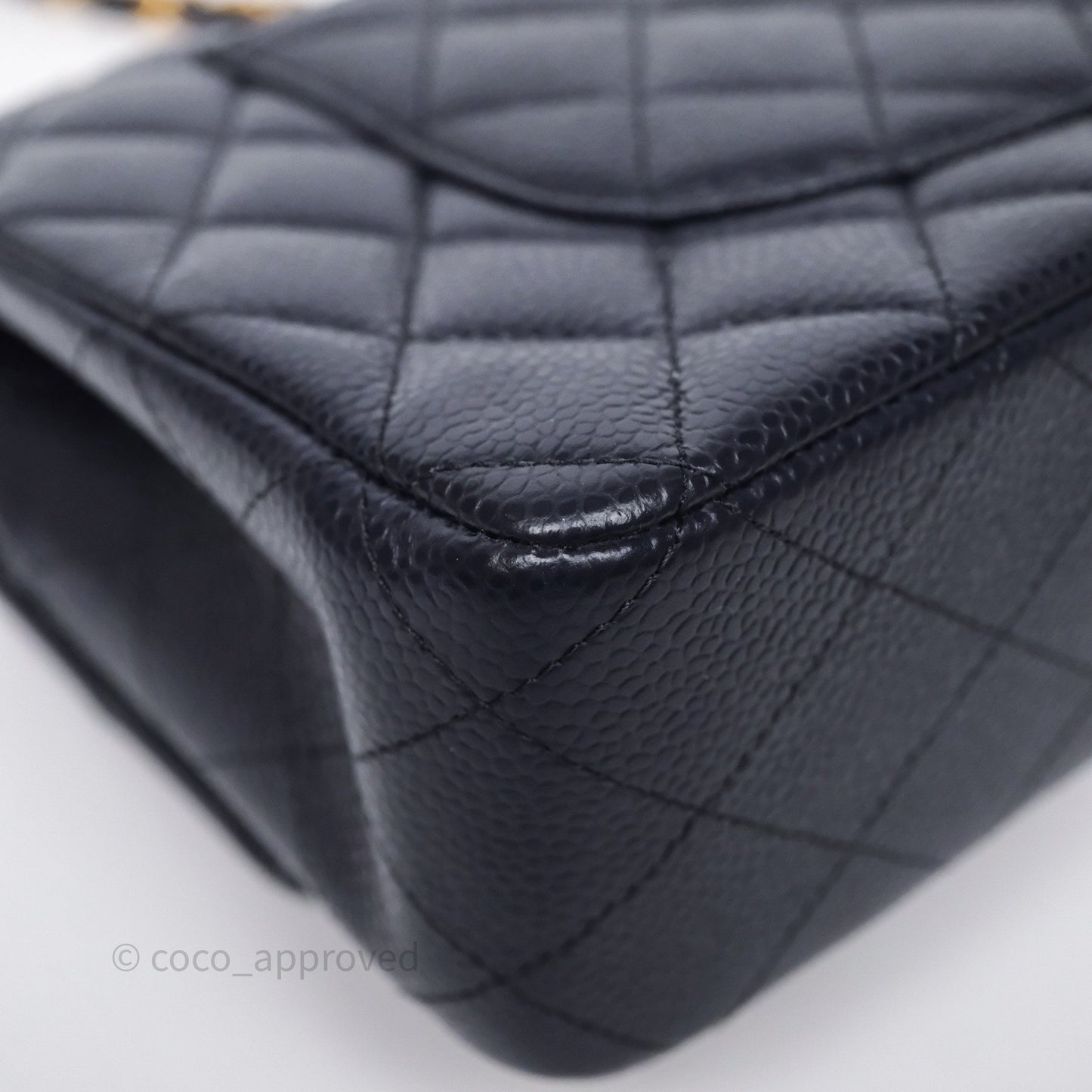 Chanel Classic M/L Medium Flap Quilted Navy Caviar Aged Gold Hardware