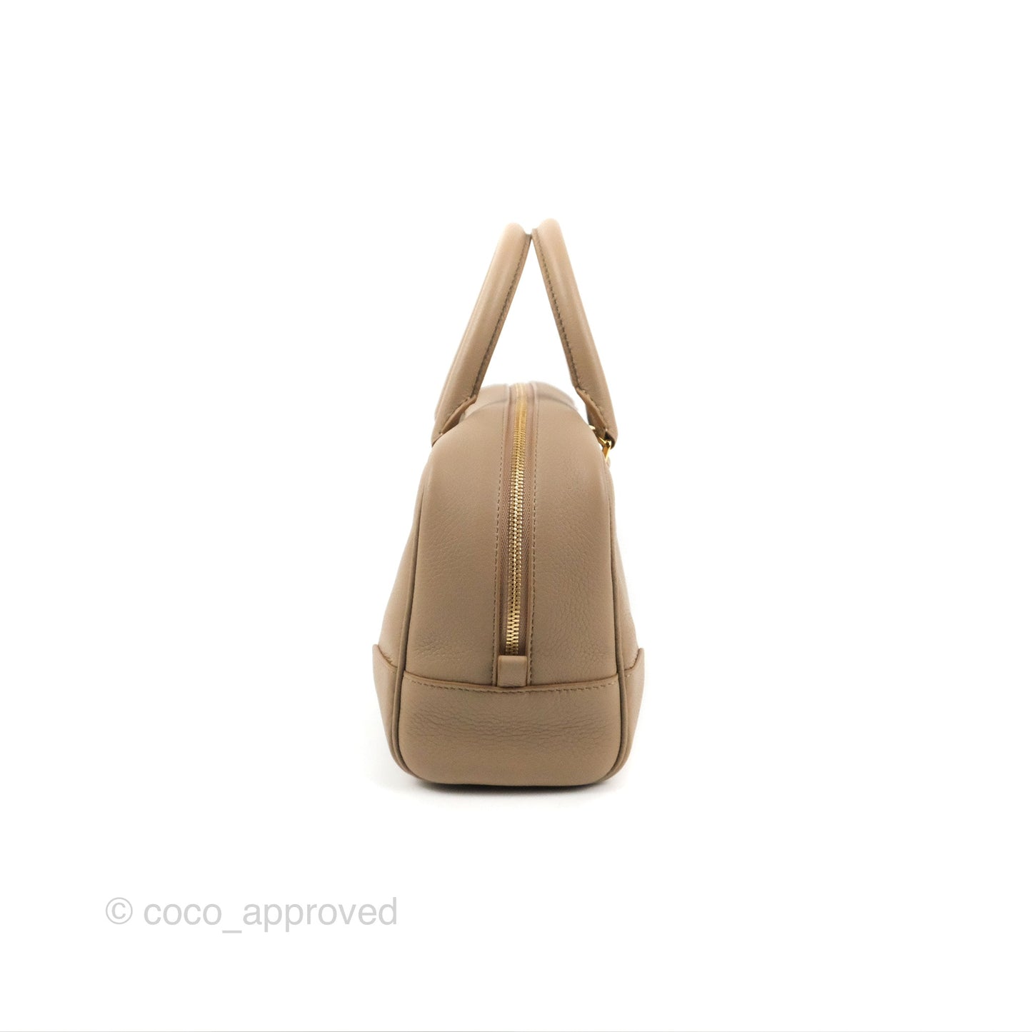 Loewe Amazona 23 Bag Sand Soft Grained Calfskin