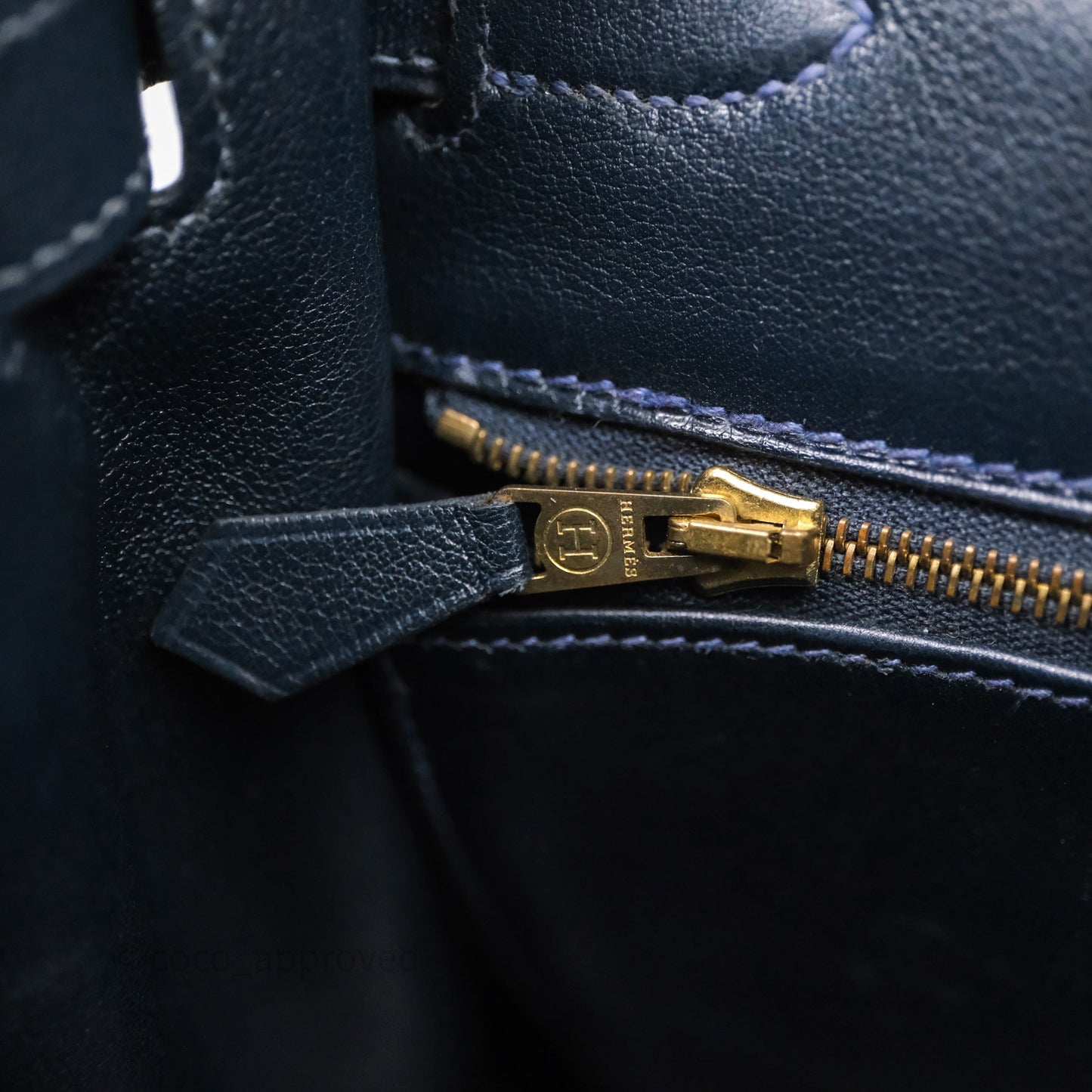 Hermes Kelly 28 Retourne Bleu Nuit 2Z Gold Hardware