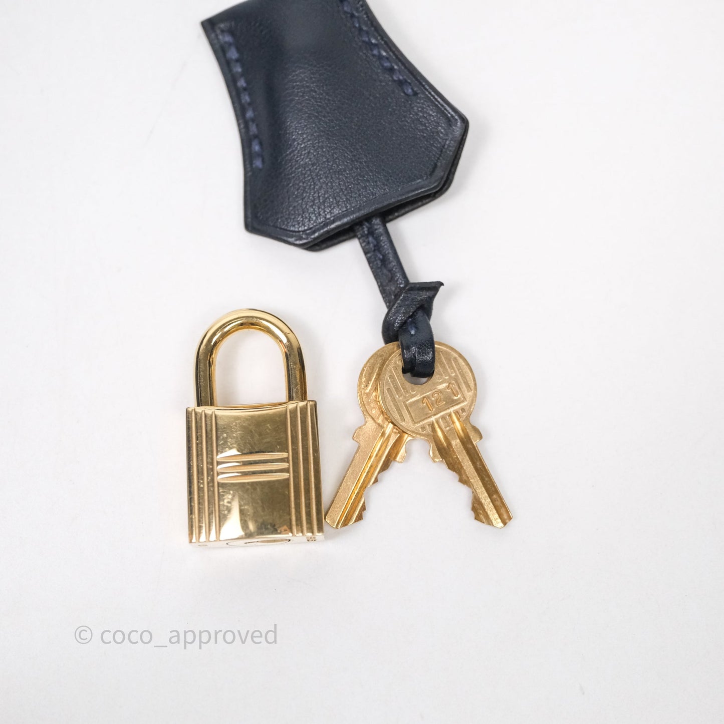 Hermes Kelly 28 Retourne Bleu Nuit 2Z Gold Hardware