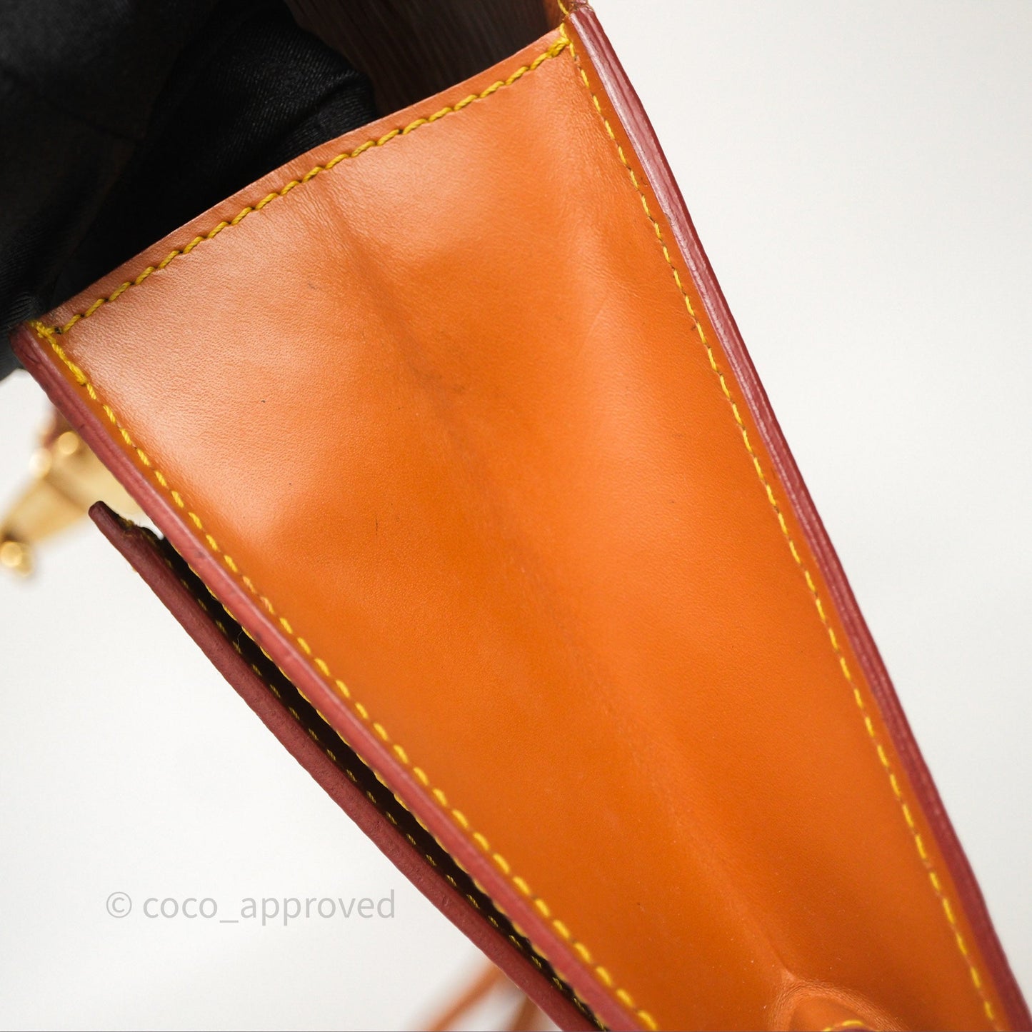 Louis Vuitton Epi Dragonne Clutch Brown Gold Hardware