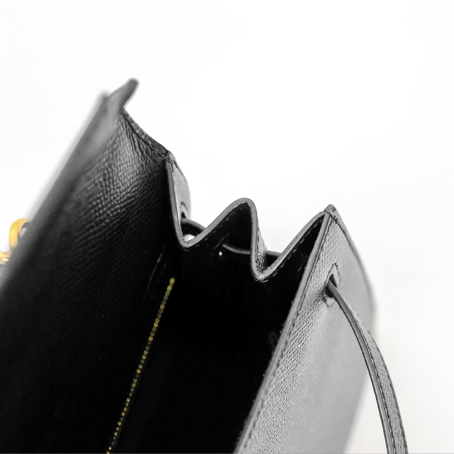 Hermès Kelly 25 Sellier Noir Black 89 Epsom Gold Hardware