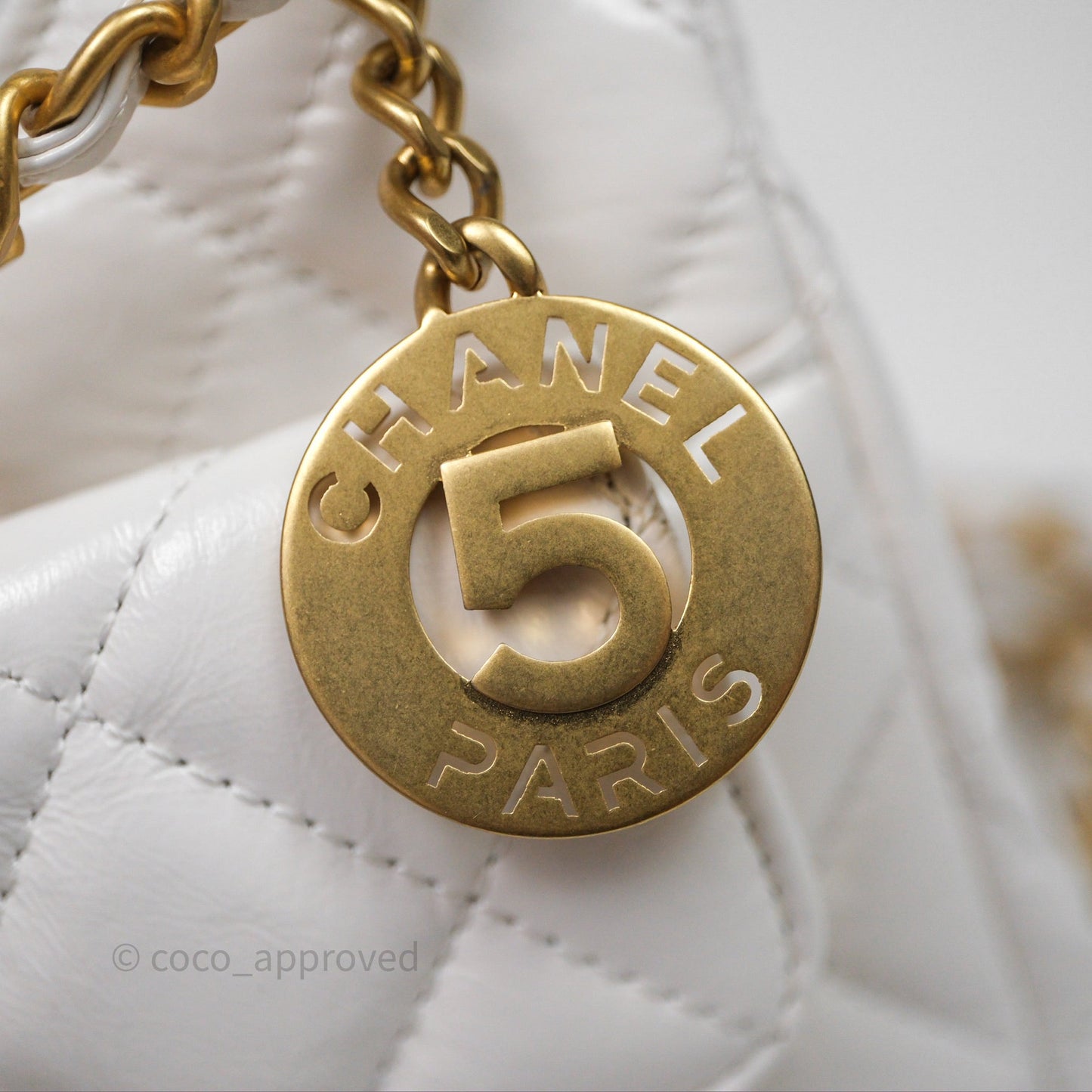 Chanel Small Wavy CC Hobo White Shiny Crumpled Calfskin Aged Gold Hardware