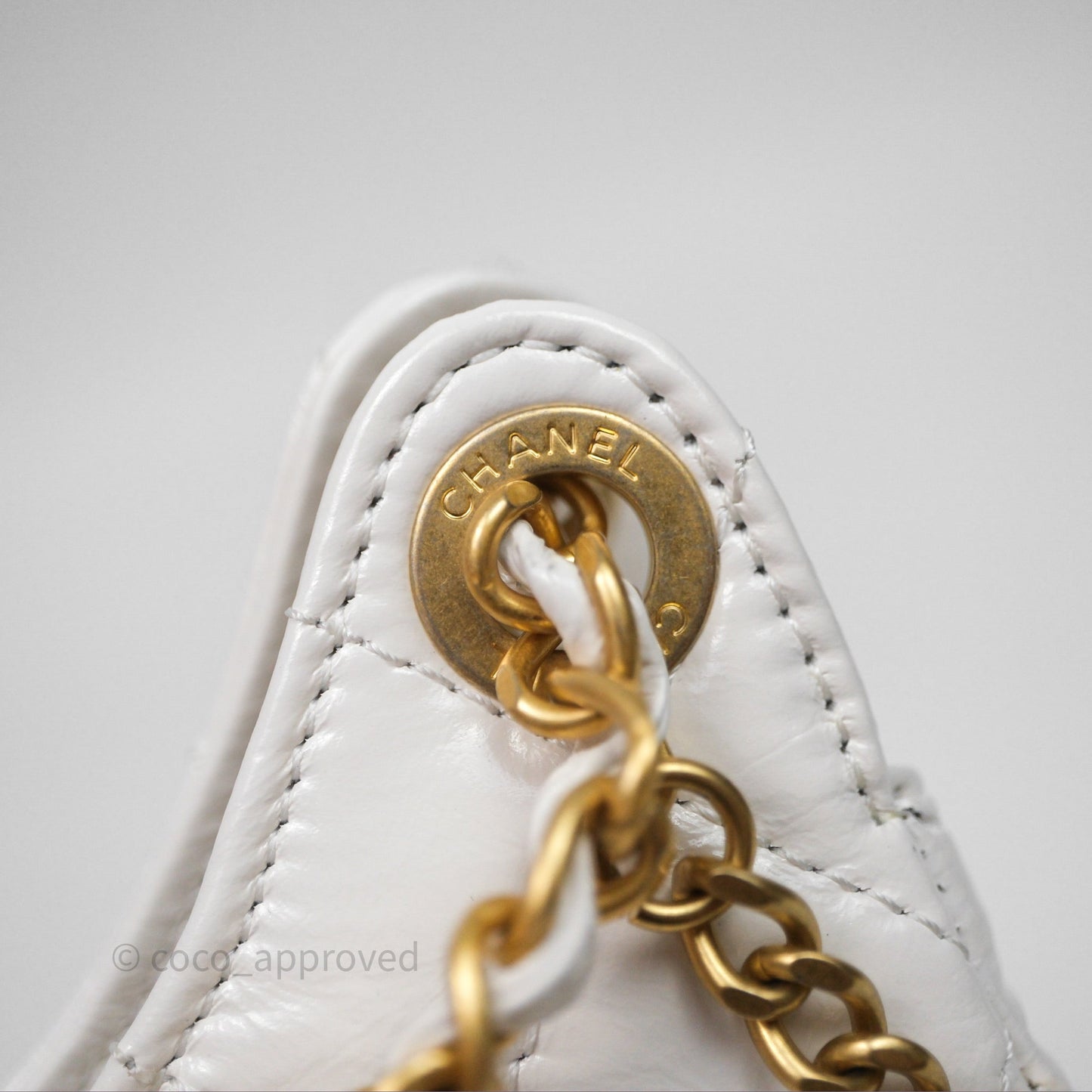 Chanel Small Wavy CC Hobo White Shiny Crumpled Calfskin Aged Gold Hardware