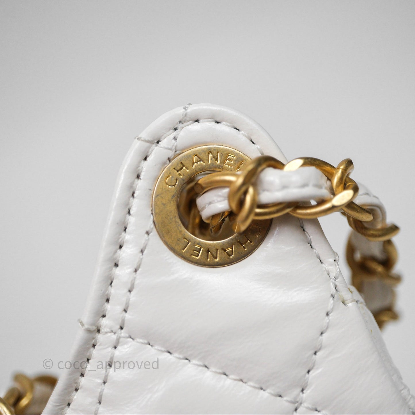 Chanel Small Wavy CC Hobo White Shiny Crumpled Calfskin Aged Gold Hardware
