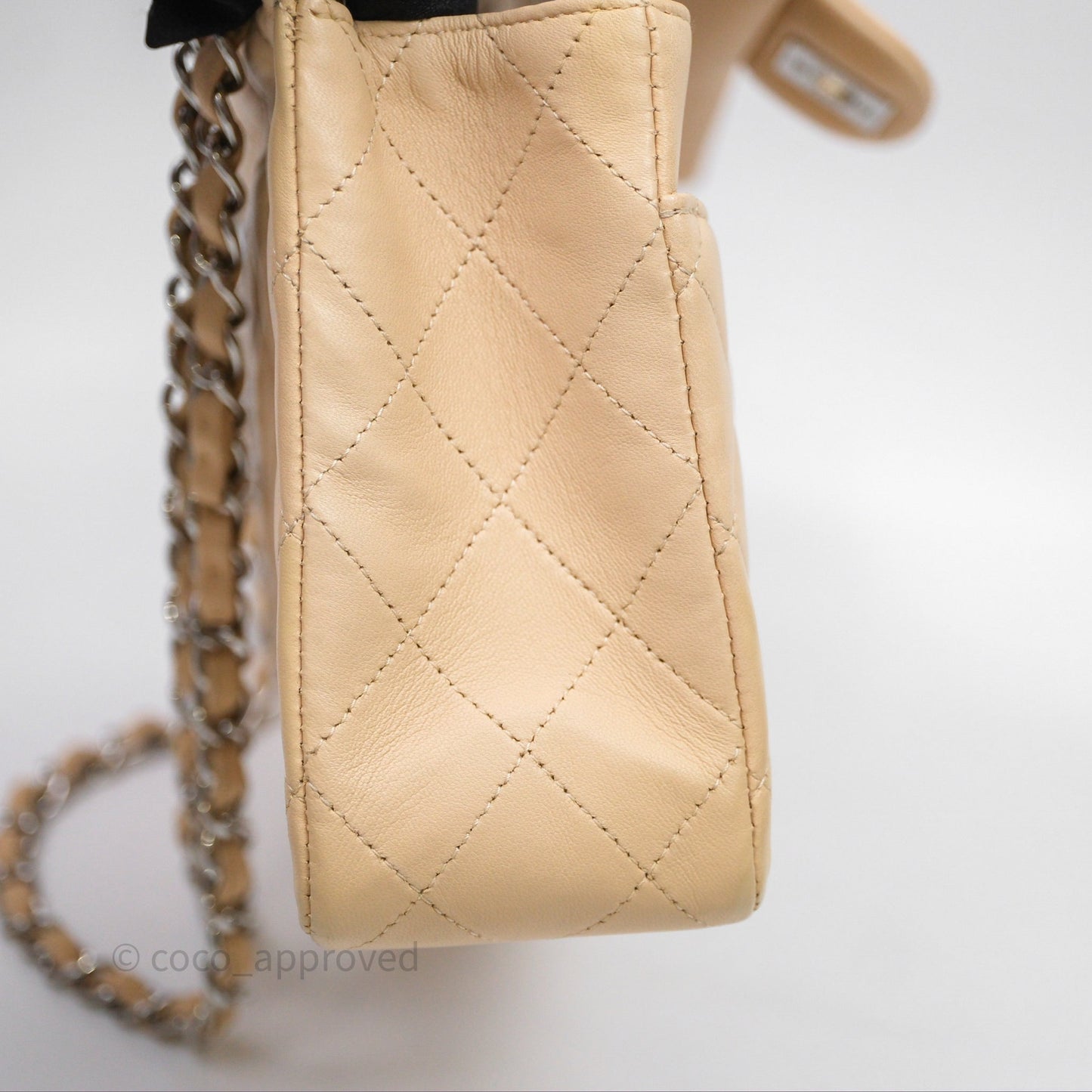 Chanel Classic M/L Medium Flap Quilted Beige Lambskin Silver Hardware