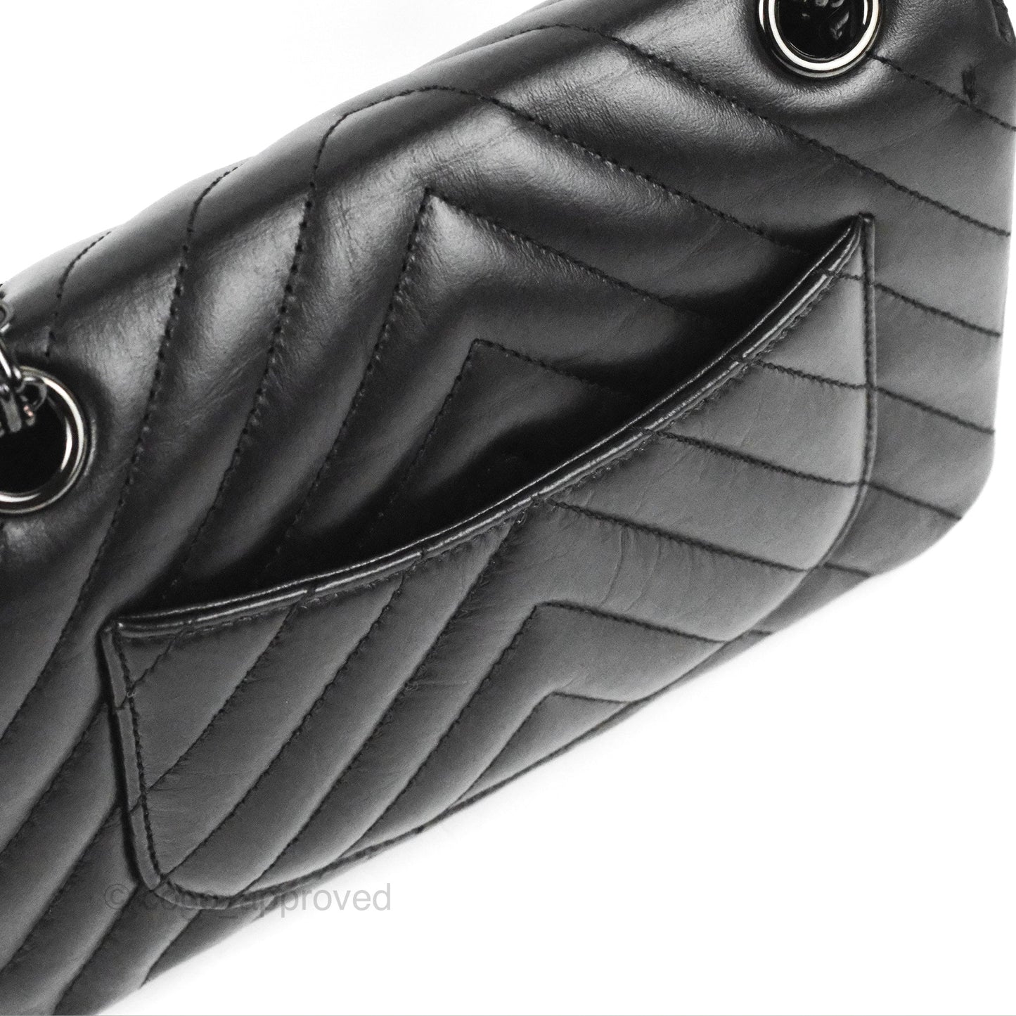 Chanel Mini Reissue 224 So Black Chevron Calfskin
