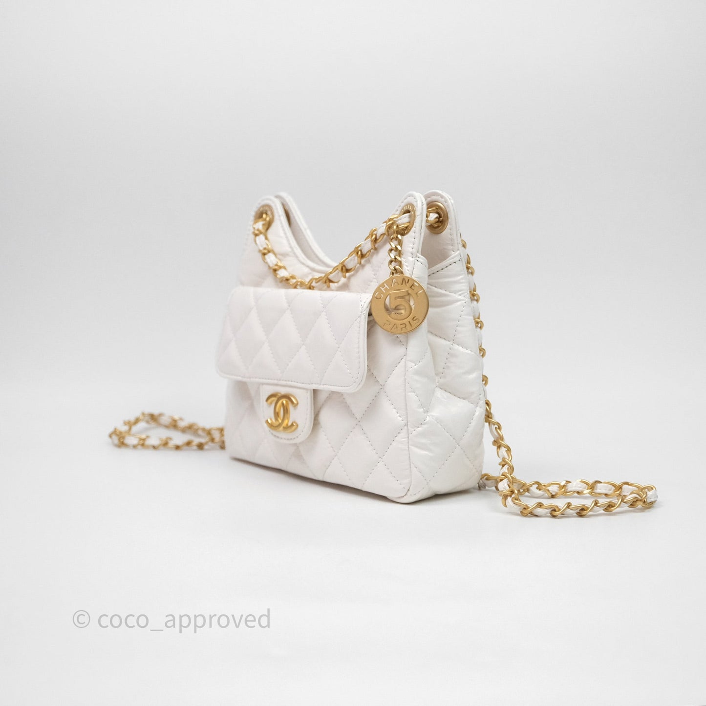 Chanel Small Wavy CC Hobo White Shiny Crumpled Calfskin Aged Gold Hardware