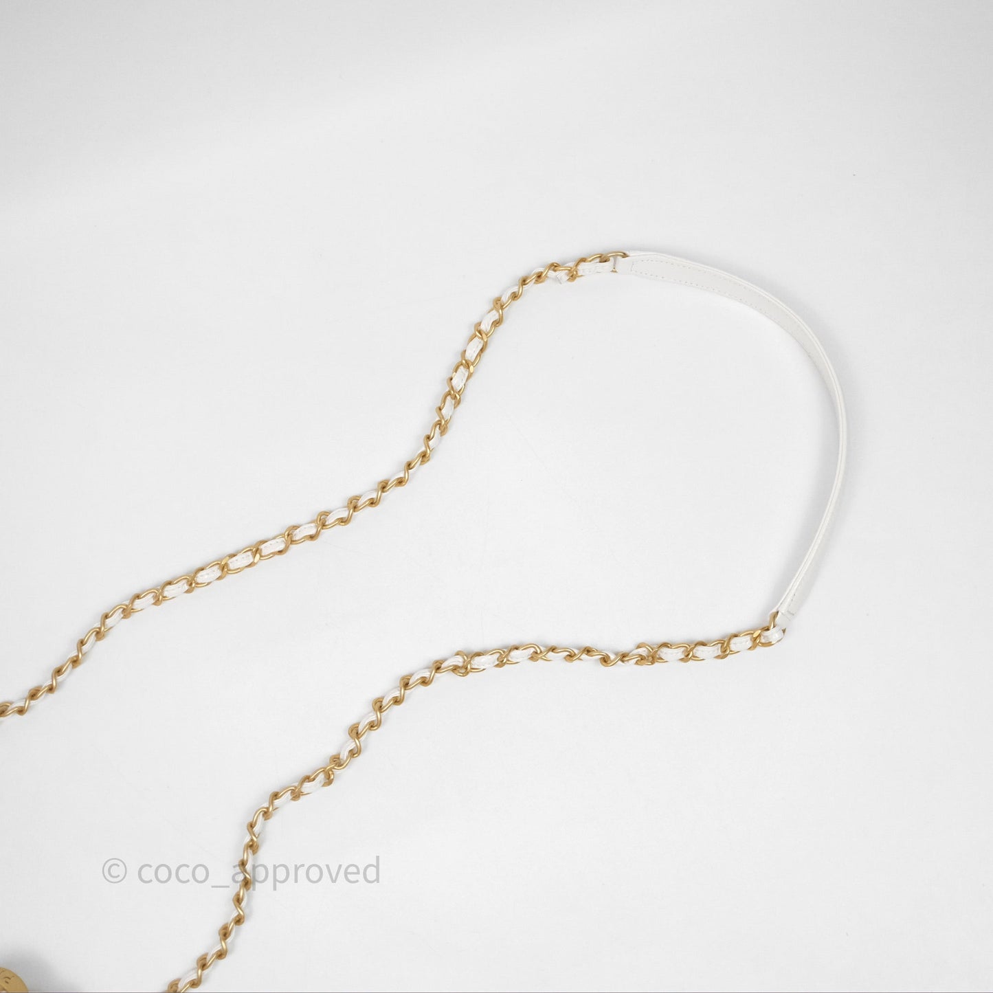 Chanel Small Wavy CC Hobo White Shiny Crumpled Calfskin Aged Gold Hardware