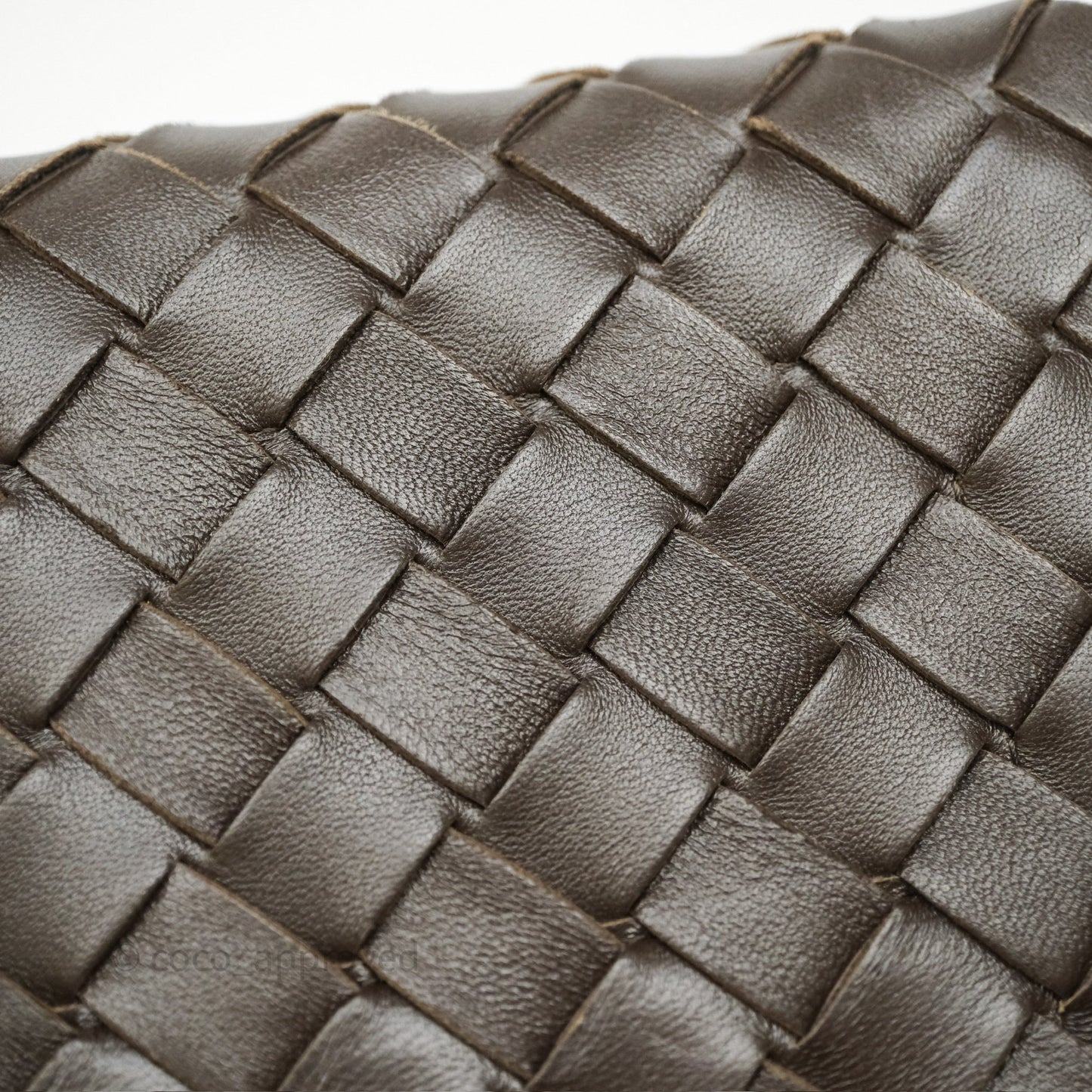 Bottega Veneta Small Parachute Chain Fondant Lambskin