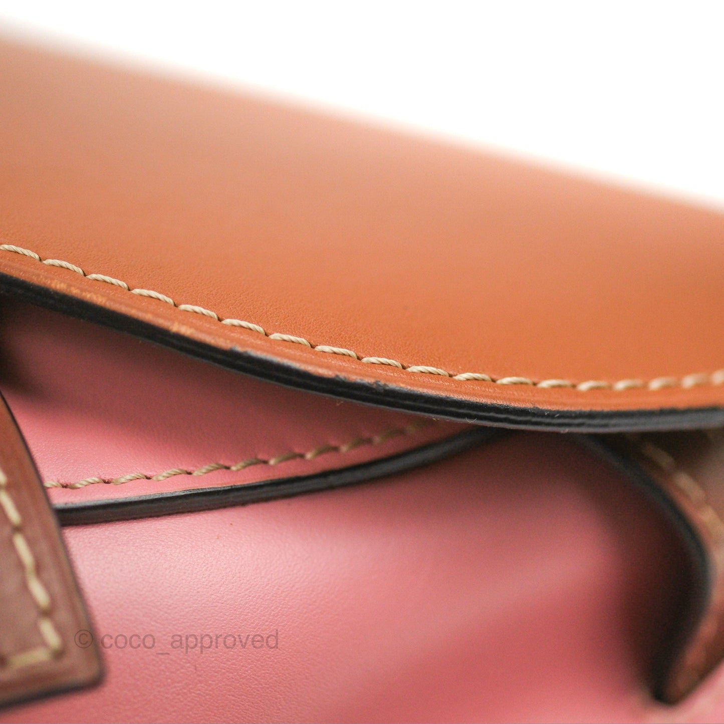 Loewe Small Gate Bag Smooth Calfskin in Tan/Pink