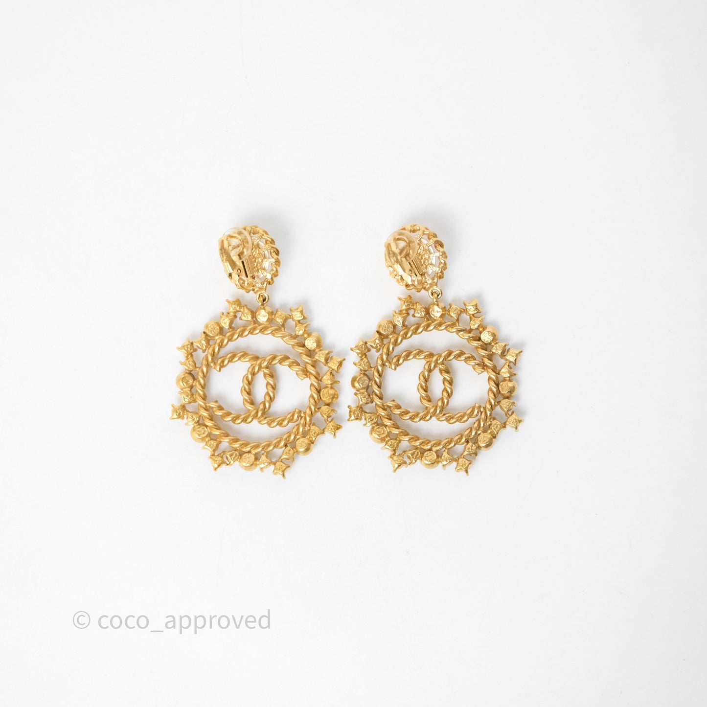Chanel Crystal Round CC Pearl Drop Ear Clip Gold Tone 20B