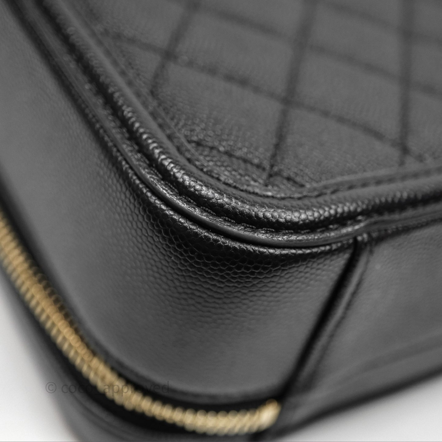 Chanel Quilted Medium CC Filigree Vanity Case Black Caviar Aged Gold Hardware