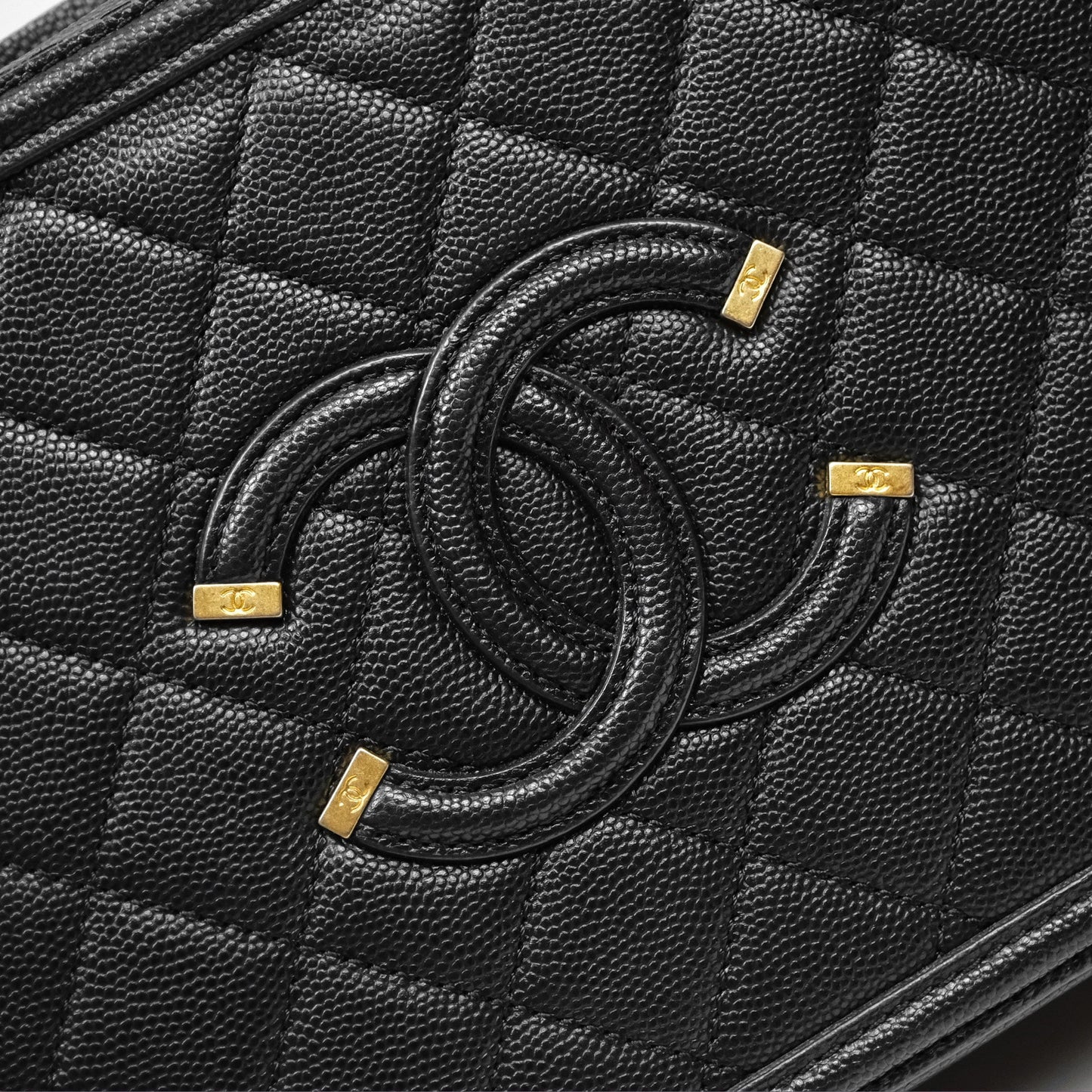 Chanel Quilted Medium CC Filigree Vanity Case Black Caviar Aged Gold Hardware