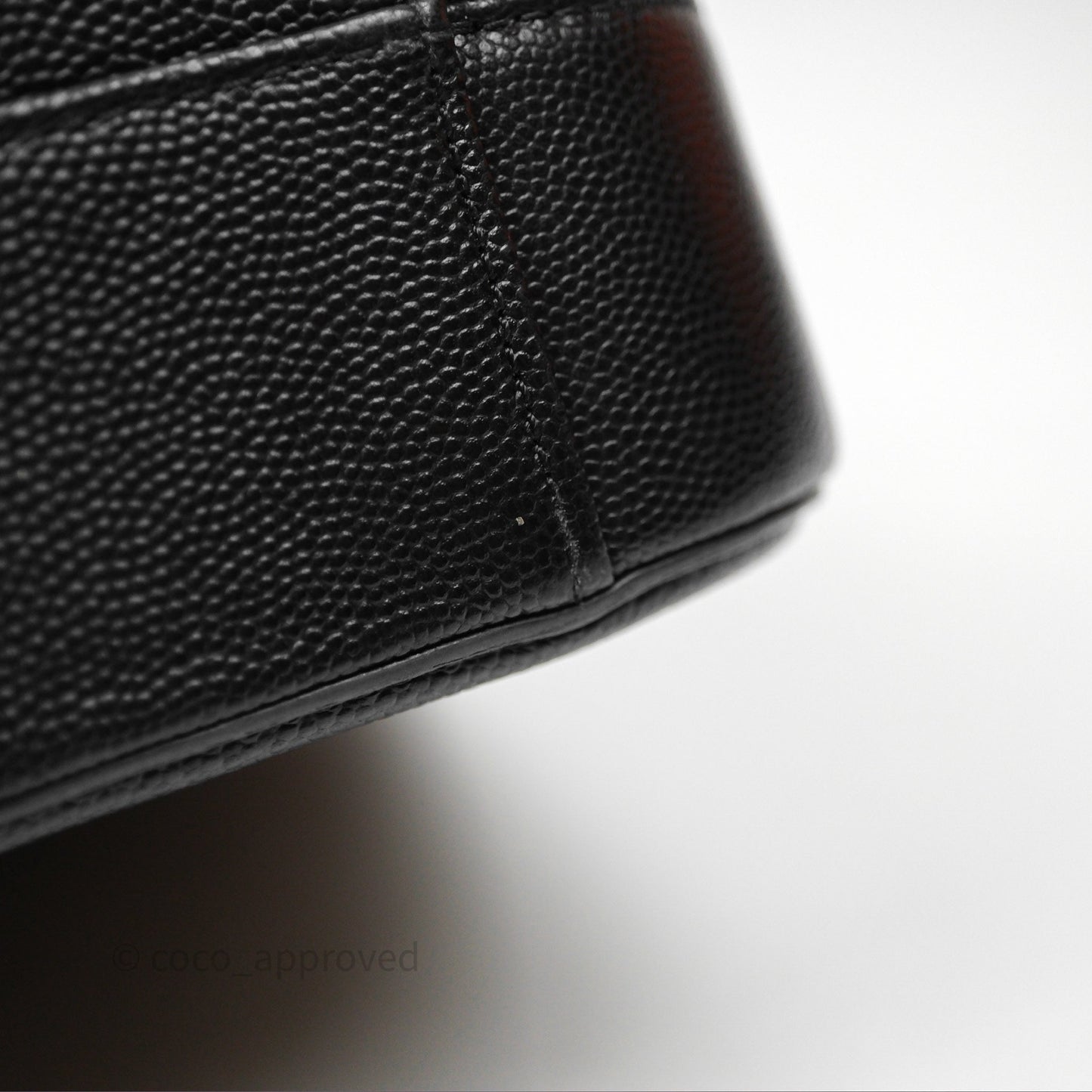 Chanel Quilted Medium CC Filigree Vanity Case Black Caviar Aged Gold Hardware