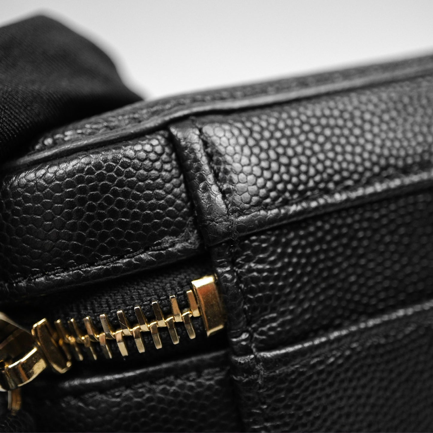 Chanel Quilted Medium CC Filigree Vanity Case Black Caviar Aged Gold Hardware