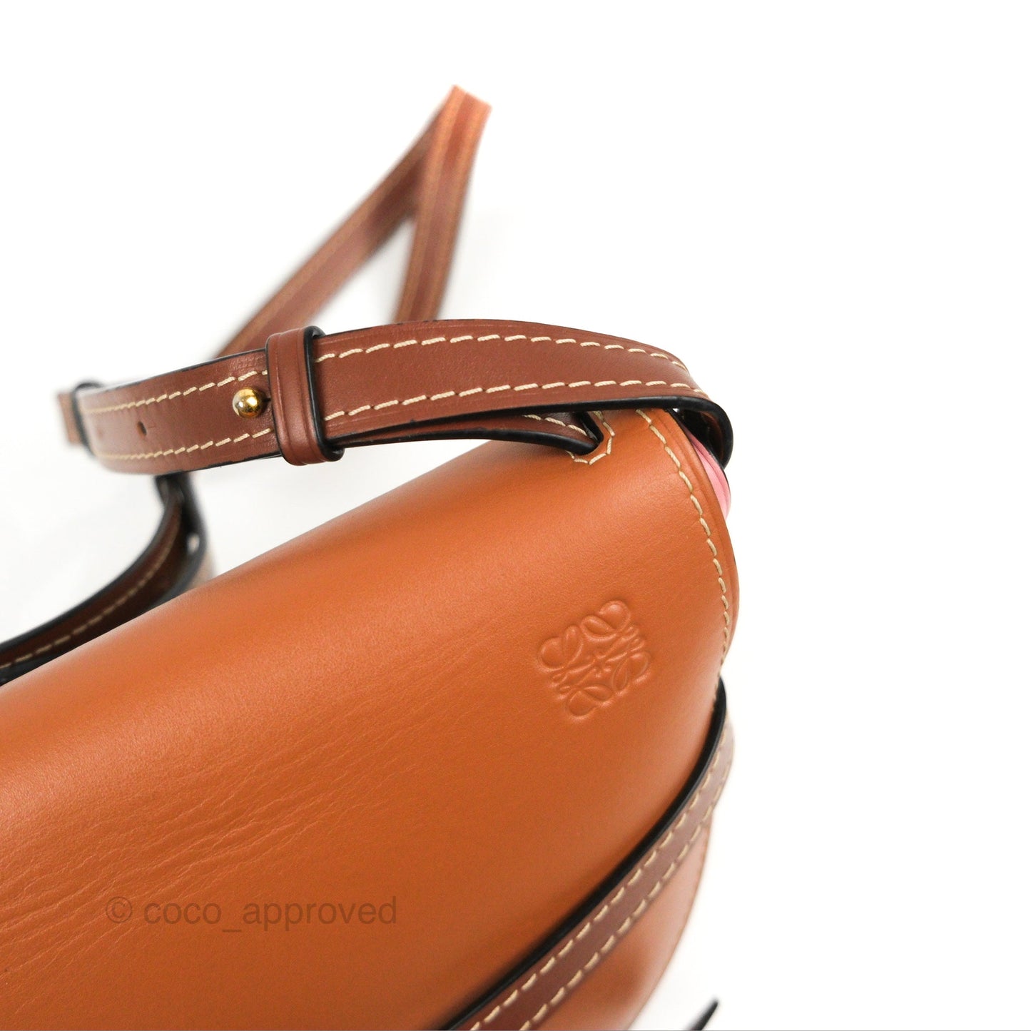 Loewe Small Gate Bag Smooth Calfskin in Tan/Pink