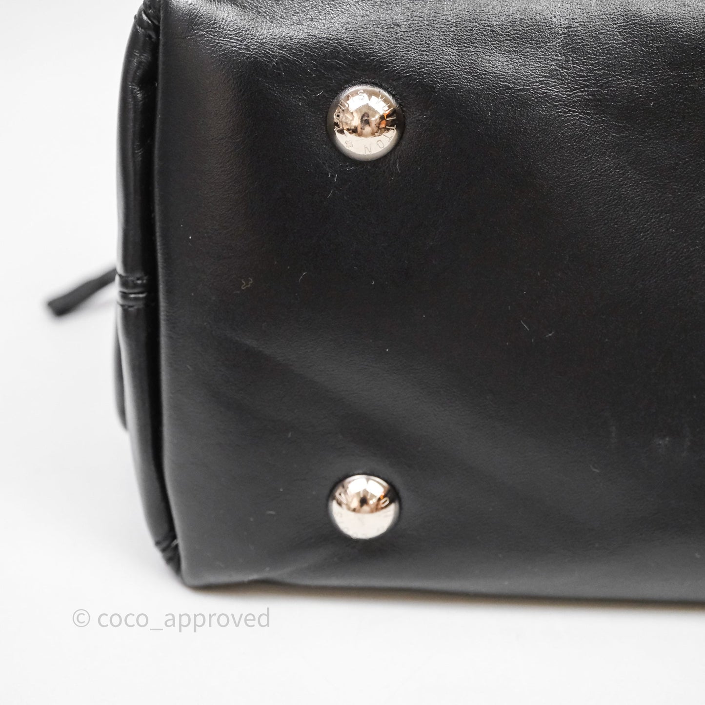 Louis Vuitton CarryAll Vibe PM Black