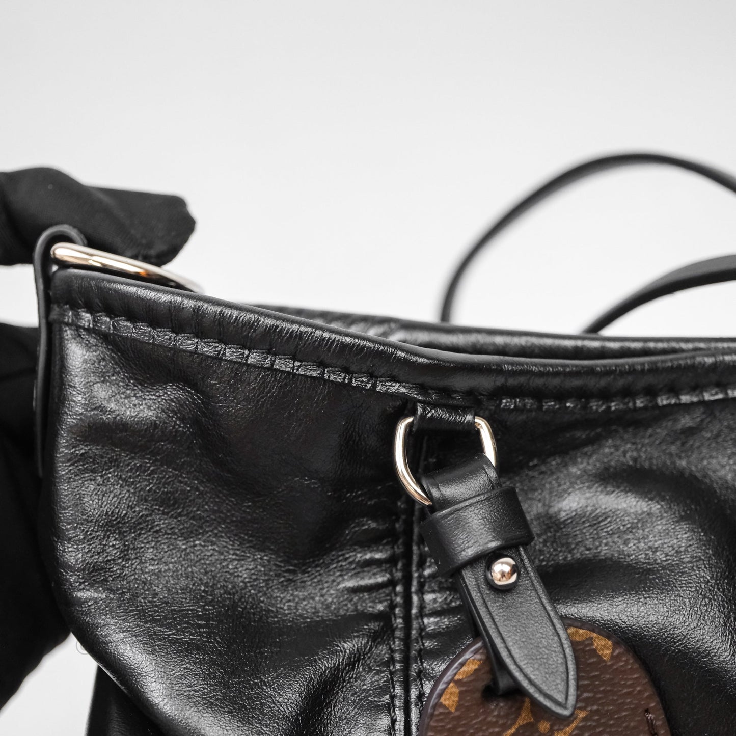 Louis Vuitton CarryAll Vibe PM Black