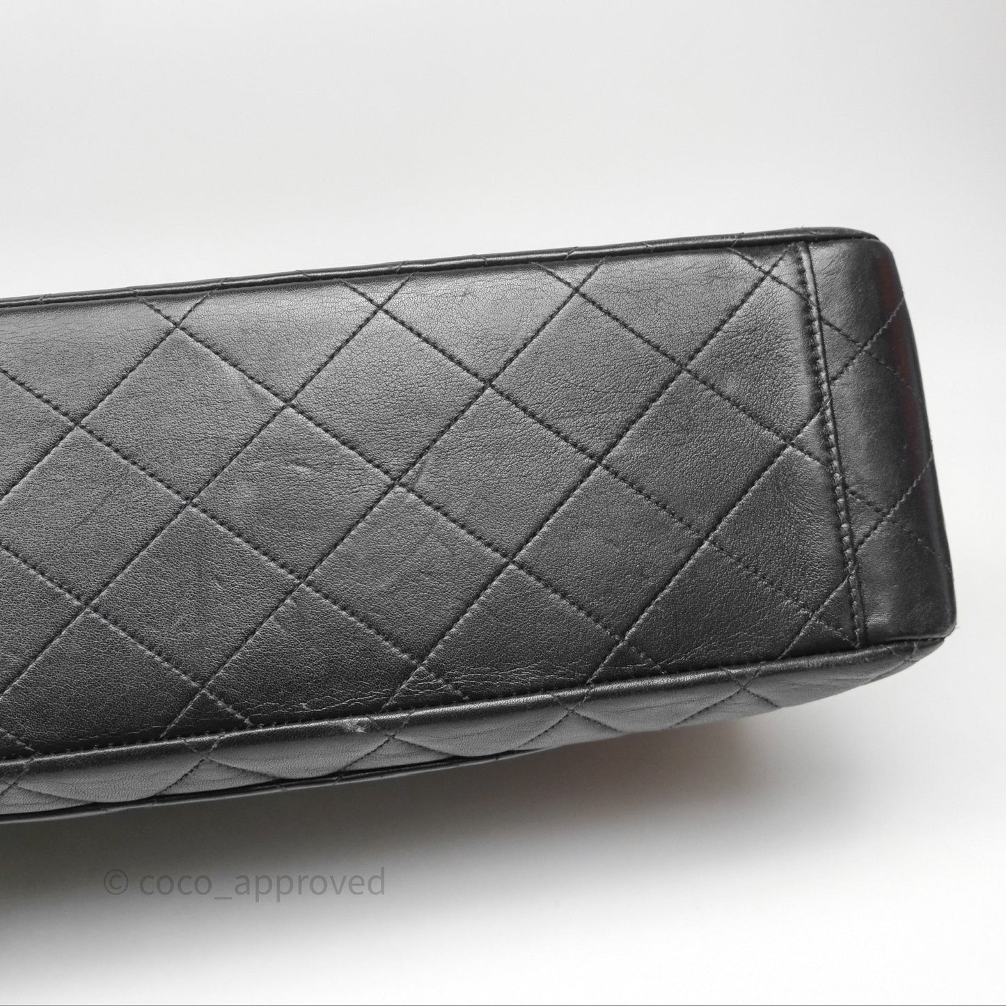 Chanel Vintage Jumbo Single Flap Black Lambskin 24K Gold Hardware
