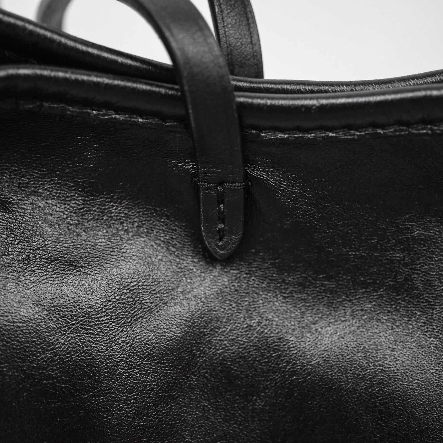 Louis Vuitton CarryAll Vibe PM Black