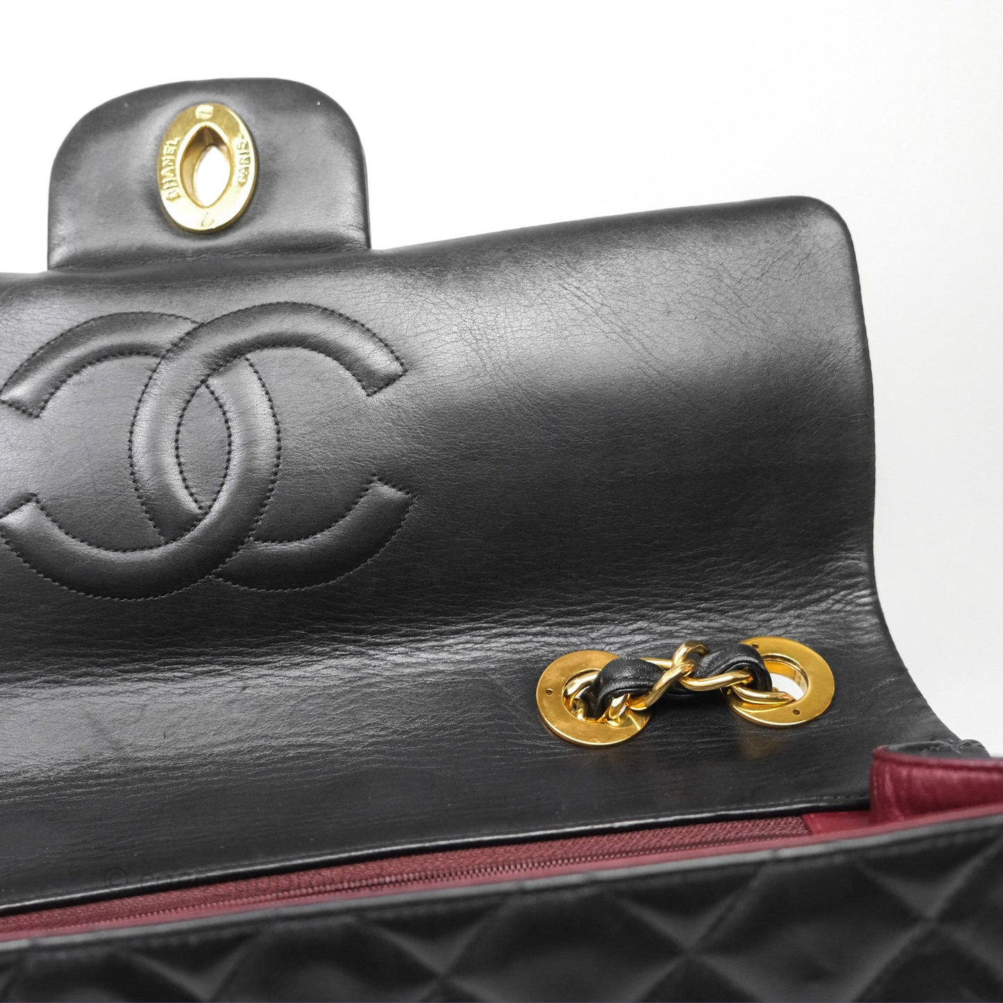 Chanel Vintage Jumbo Single Flap Black Lambskin 24K Gold Hardware