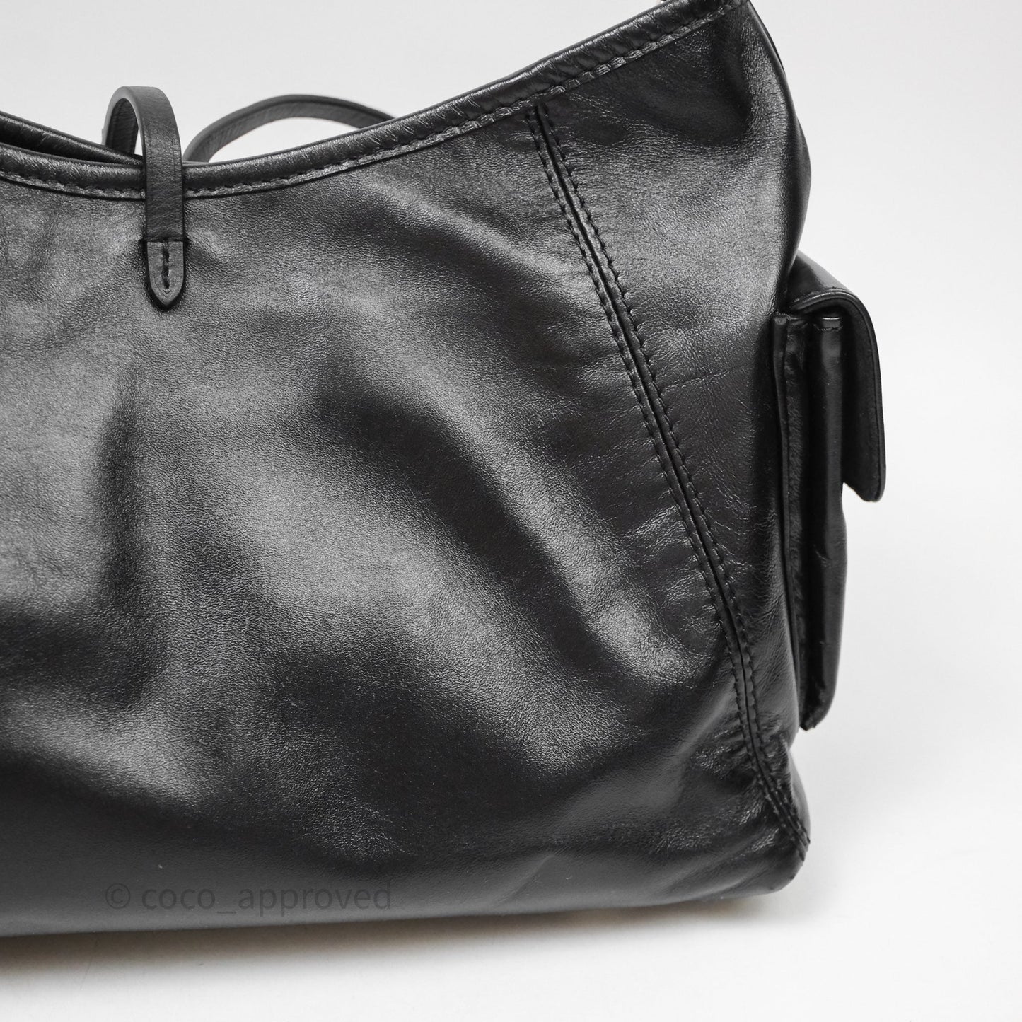 Louis Vuitton CarryAll Vibe PM Black