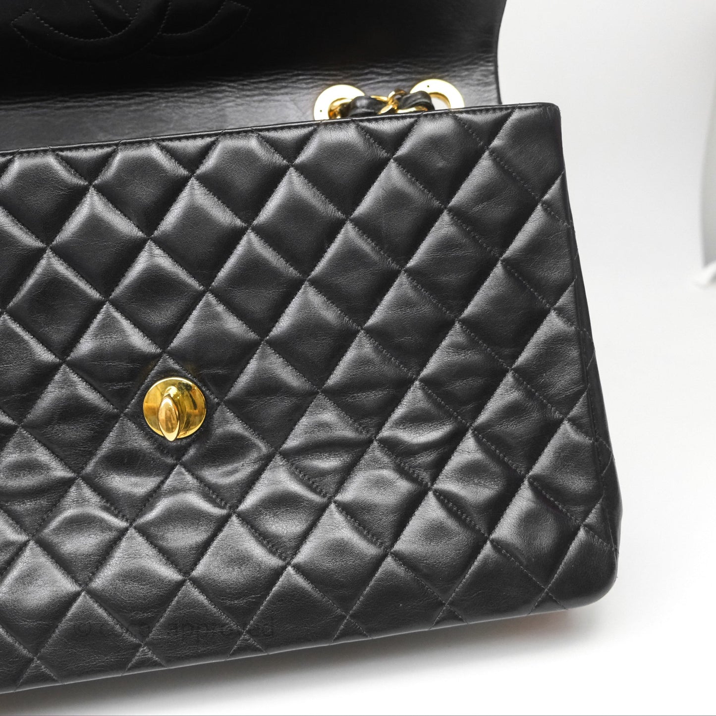 Chanel Vintage Jumbo Single Flap Black Lambskin 24K Gold Hardware