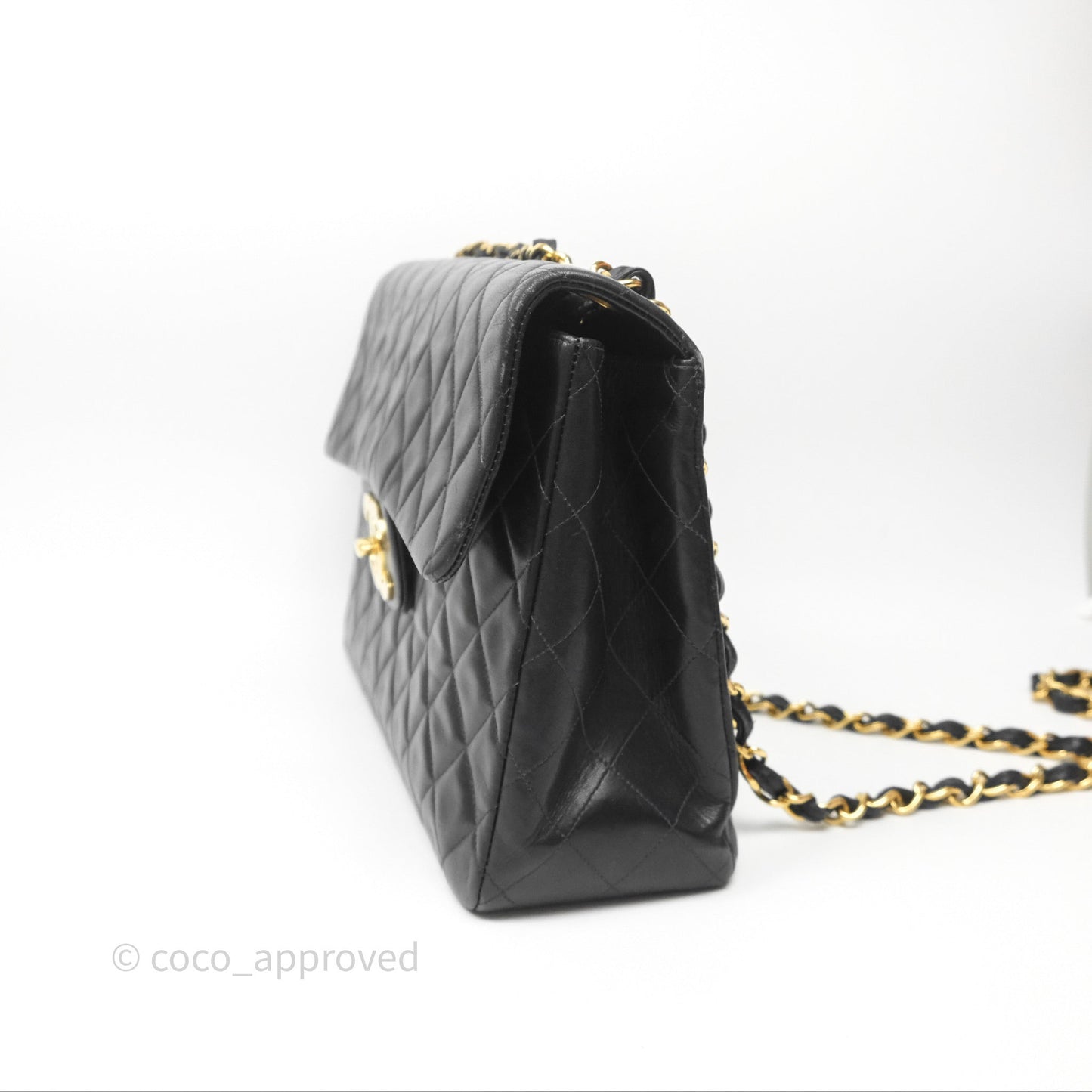 Chanel Vintage Jumbo Single Flap Black Lambskin 24K Gold Hardware
