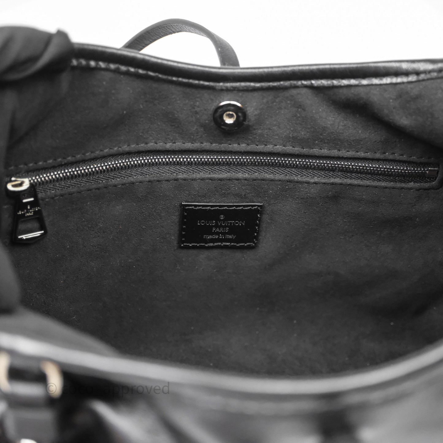 Louis Vuitton CarryAll Vibe PM Black