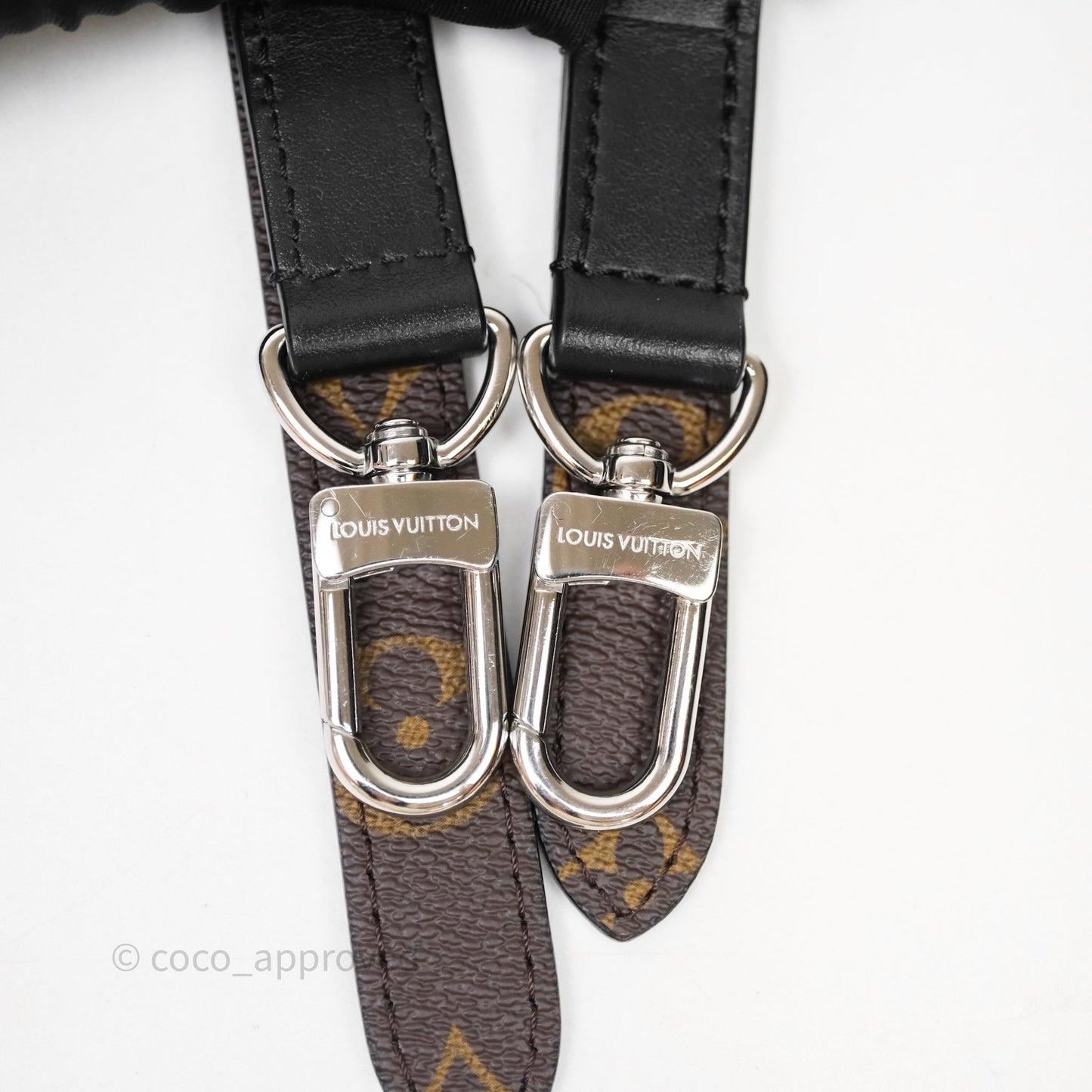 Louis Vuitton CarryAll Vibe PM Black