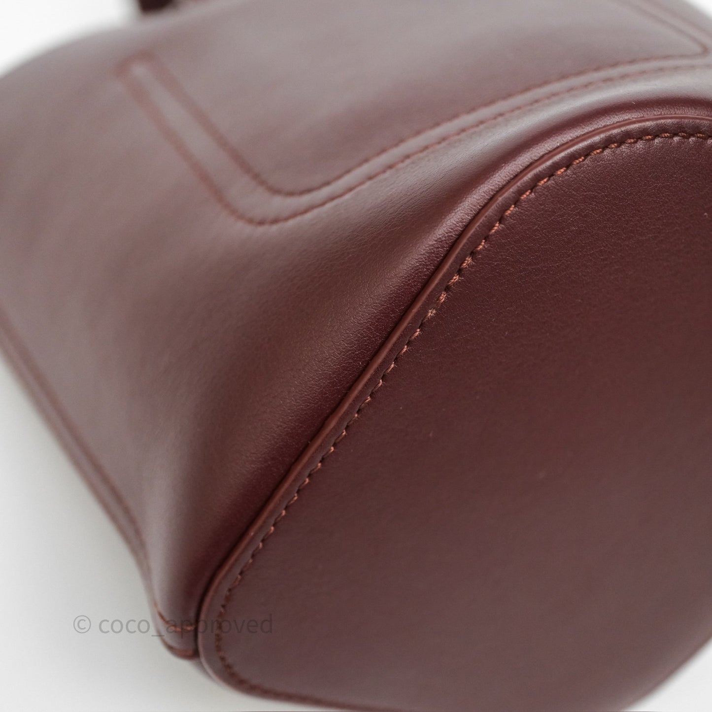 Loewe Mini Pebble Bucket in Smooth Calfskin Dark Burgundy