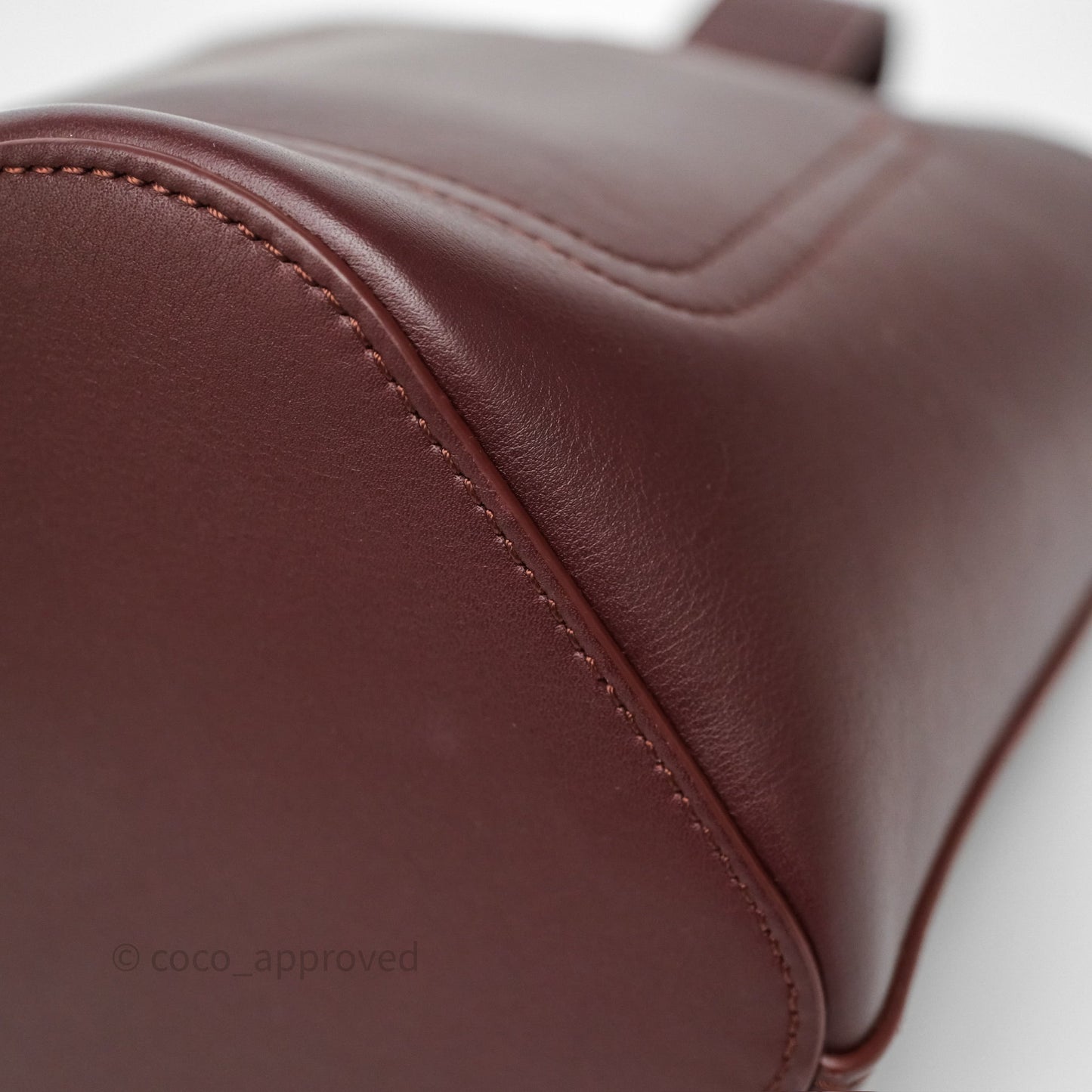 Loewe Mini Pebble Bucket in Smooth Calfskin Dark Burgundy