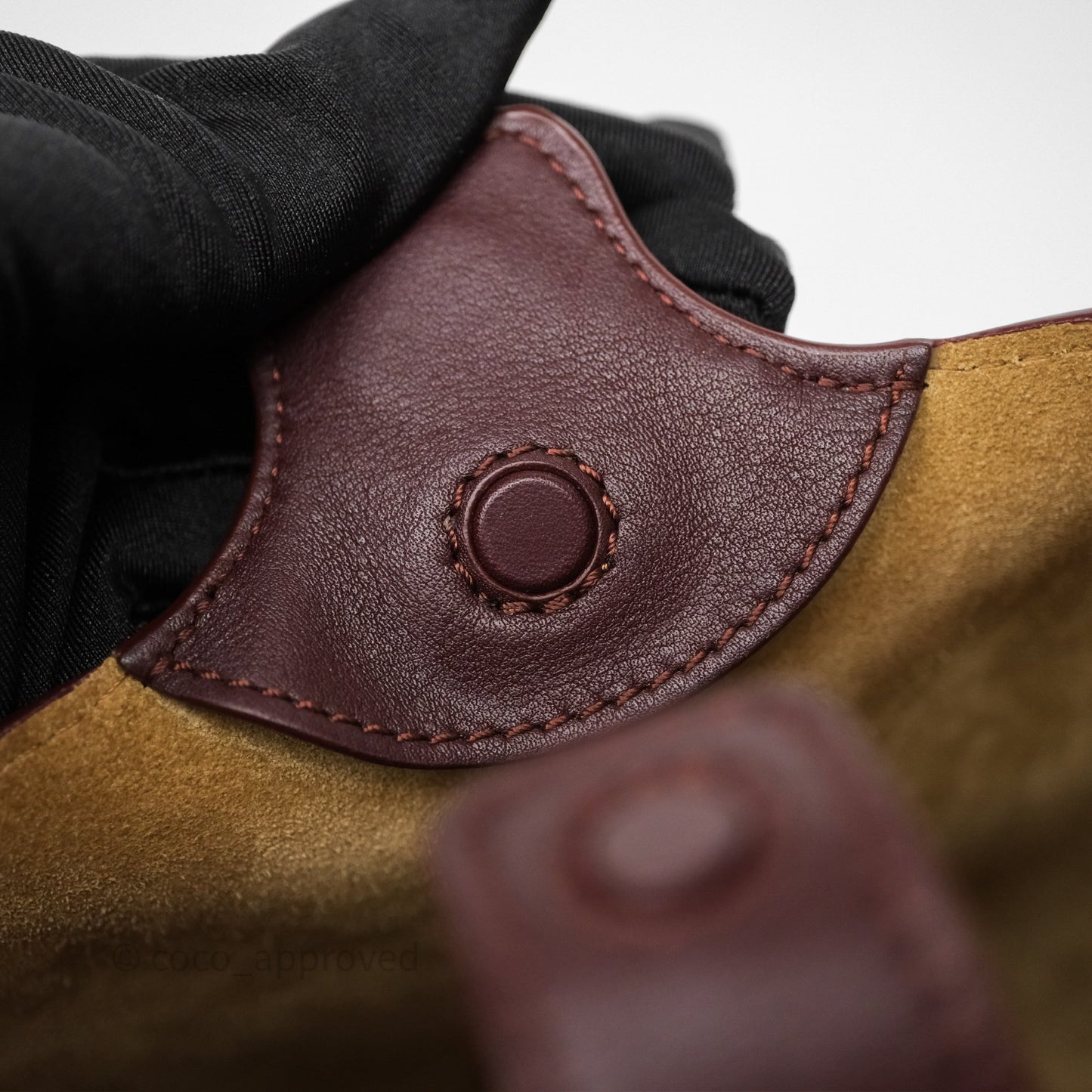 Loewe Mini Pebble Bucket in Smooth Calfskin Dark Burgundy