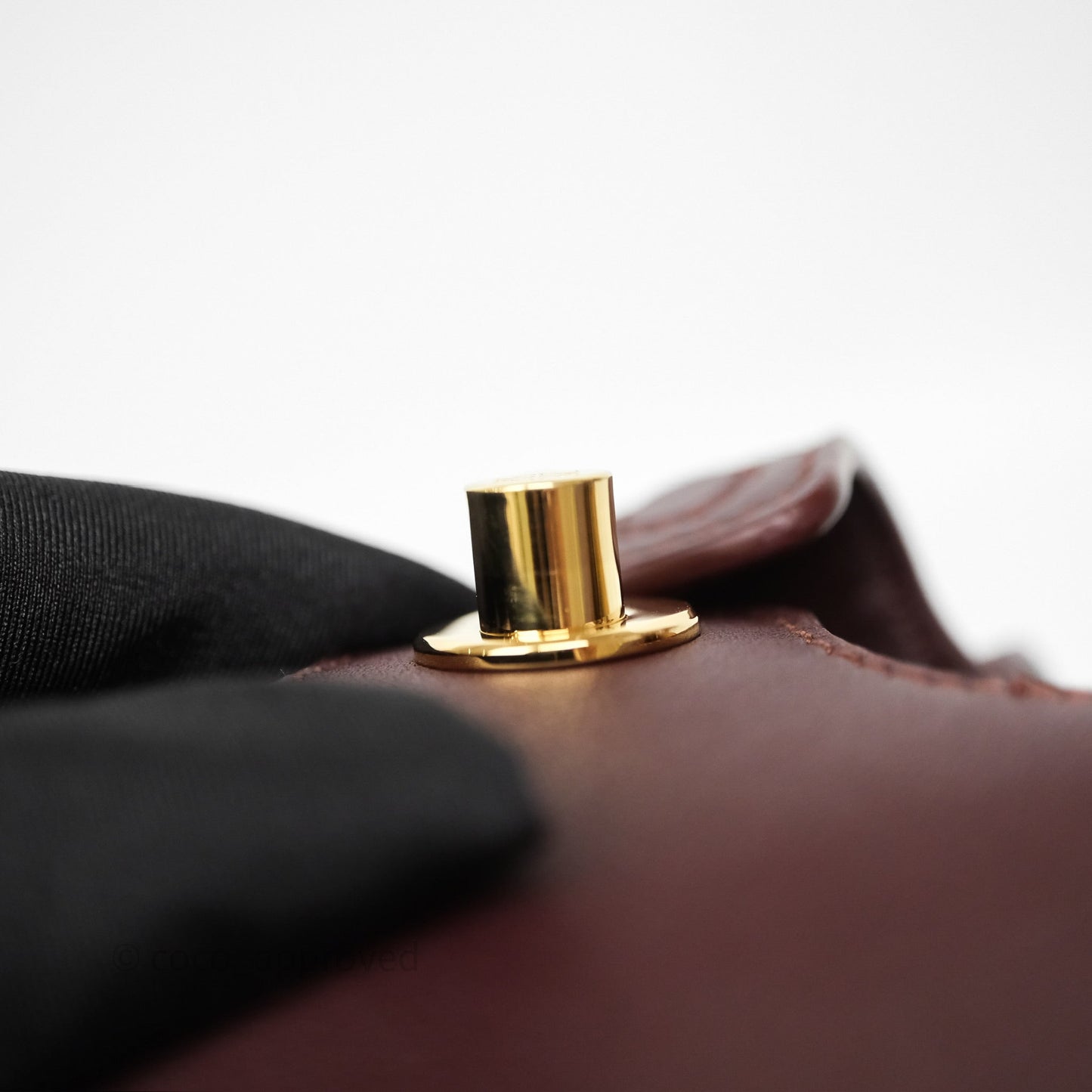 Loewe Mini Pebble Bucket in Smooth Calfskin Dark Burgundy