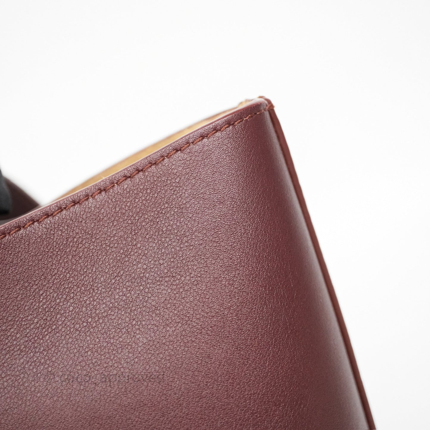 Loewe Mini Pebble Bucket in Smooth Calfskin Dark Burgundy