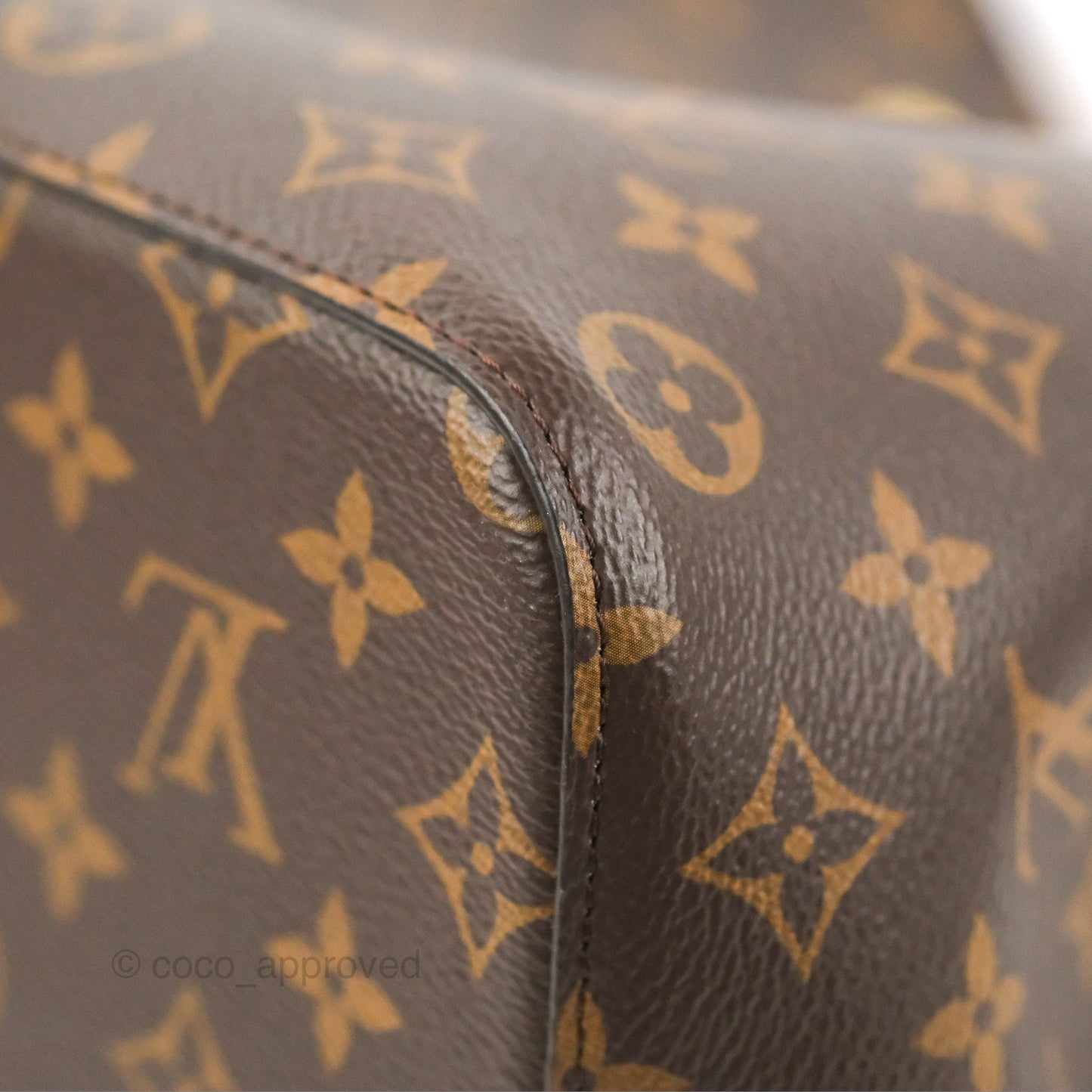 Louis Vuitton Neonoe Bucket Bag MM Monogram Canvas Rose Poudre