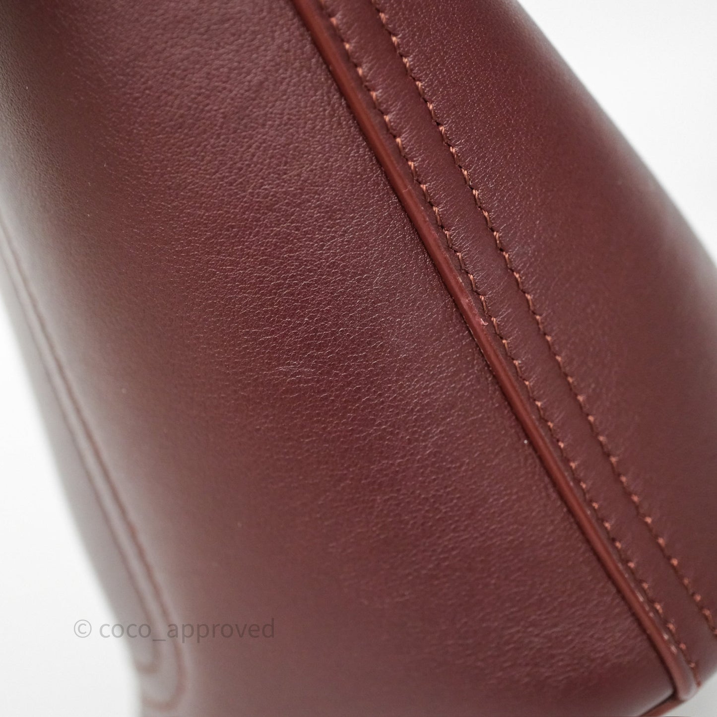 Loewe Mini Pebble Bucket in Smooth Calfskin Dark Burgundy