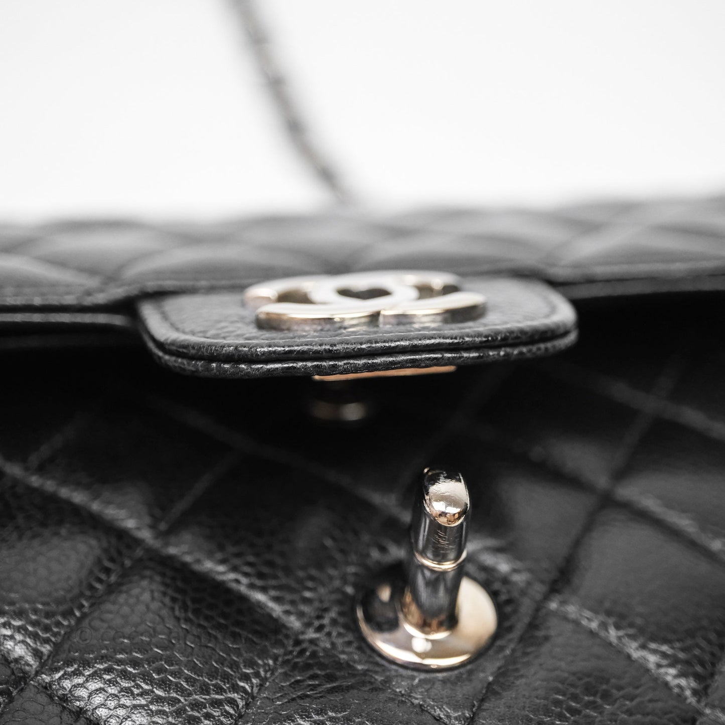 Chanel Classic M/L Medium Flap Quilted Black Caviar Silver Hardware