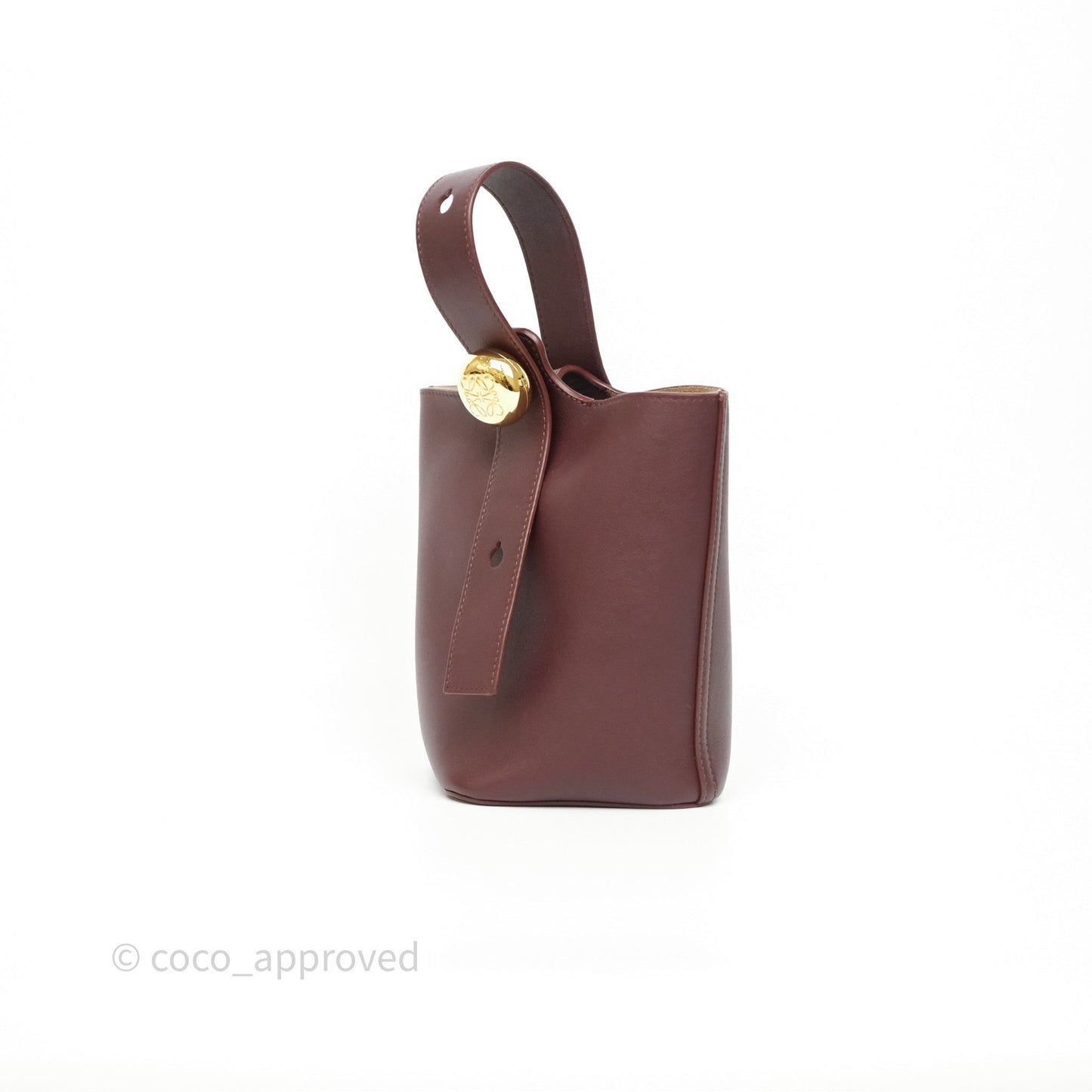Loewe Mini Pebble Bucket in Smooth Calfskin Dark Burgundy