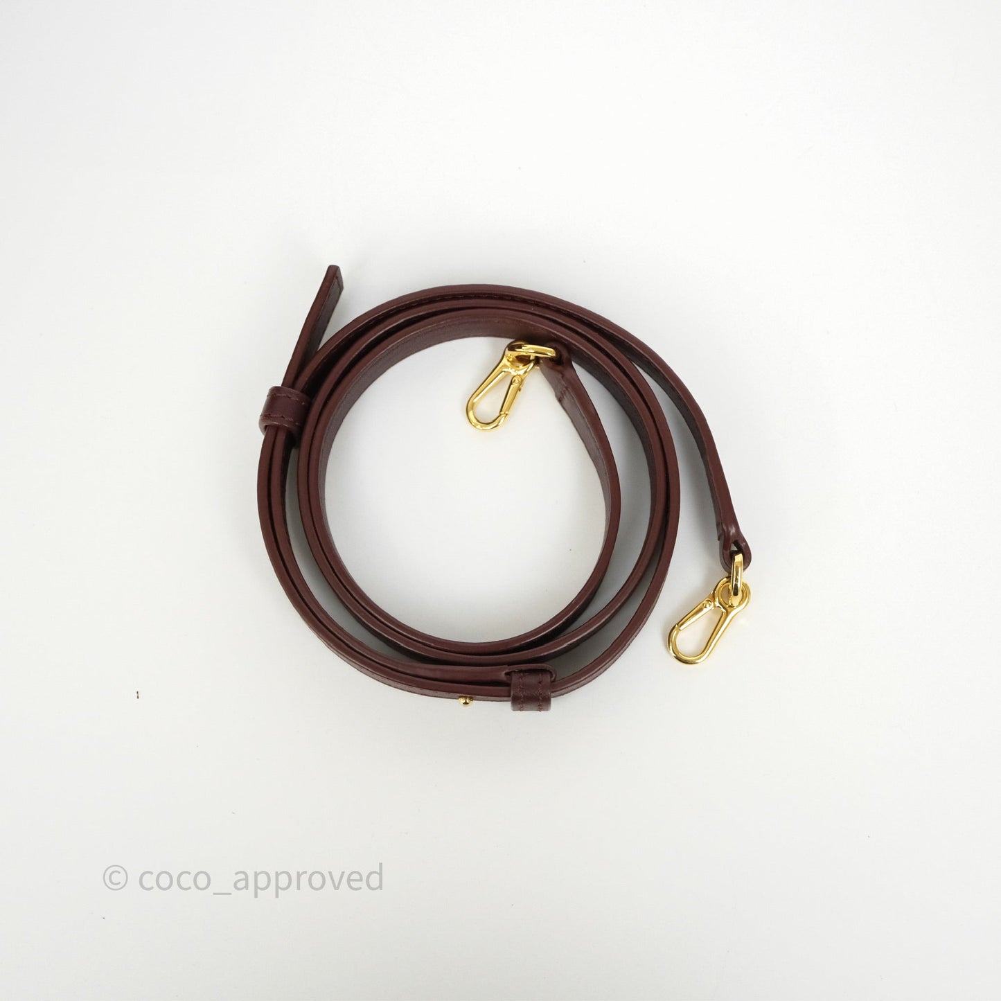 Loewe Mini Pebble Bucket in Smooth Calfskin Dark Burgundy