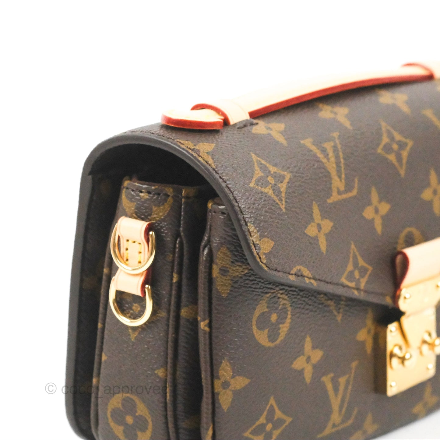 Louis Vuitton Pochette Métis East West Monogram Canvas