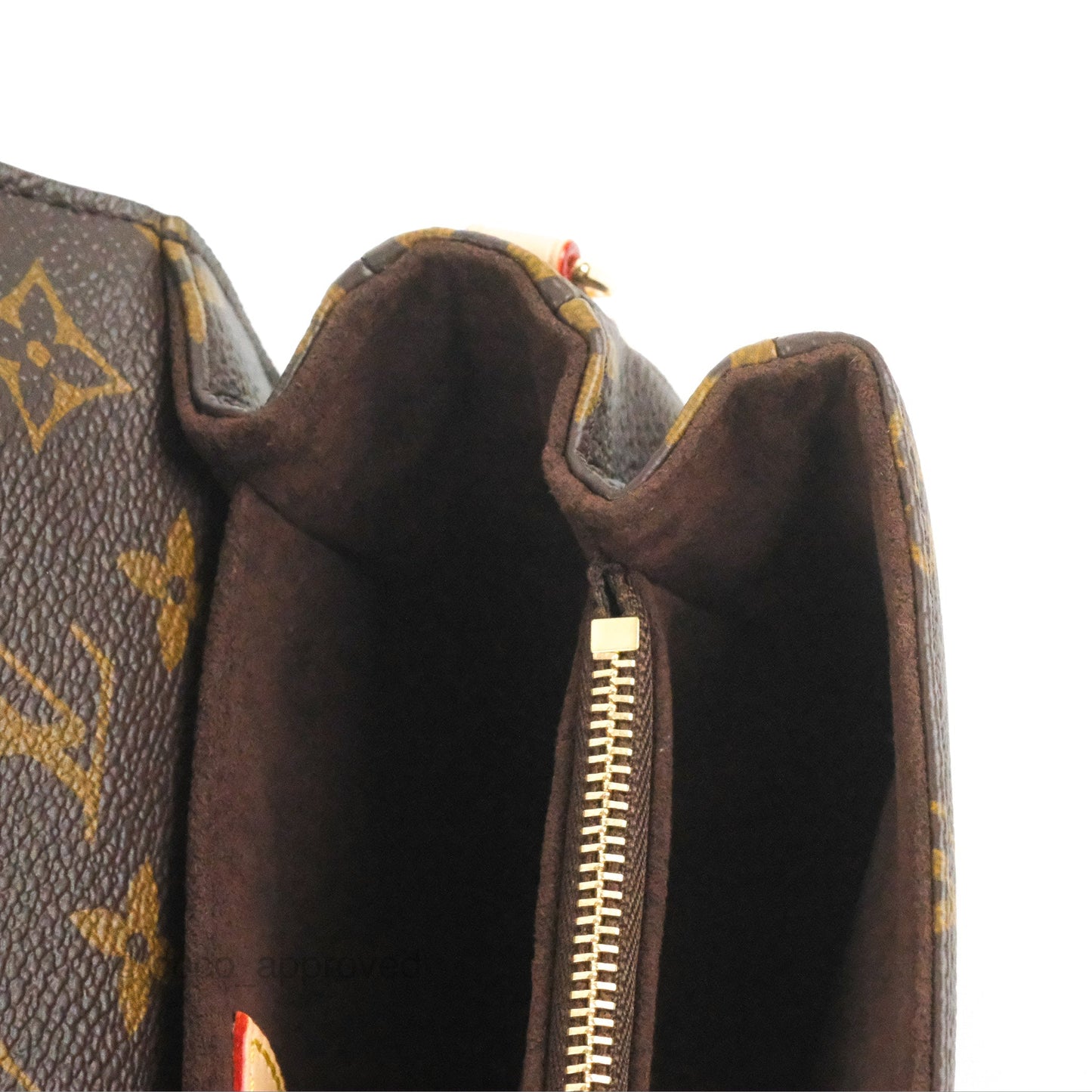 Louis Vuitton Pochette Métis East West Monogram Canvas