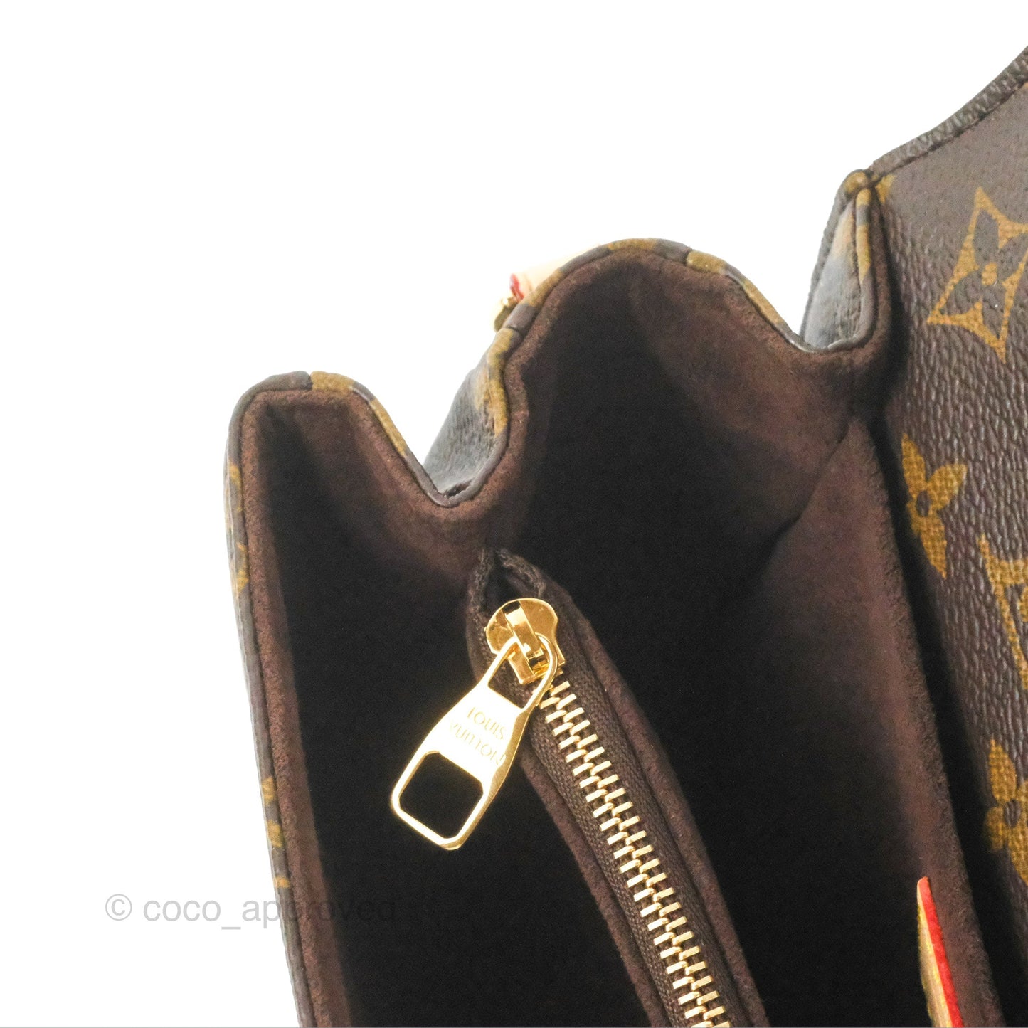 Louis Vuitton Pochette Métis East West Monogram Canvas