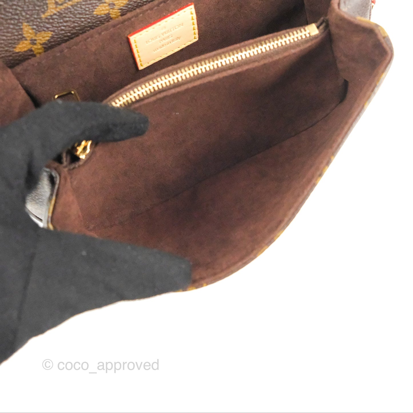 Louis Vuitton Pochette Métis East West Monogram Canvas