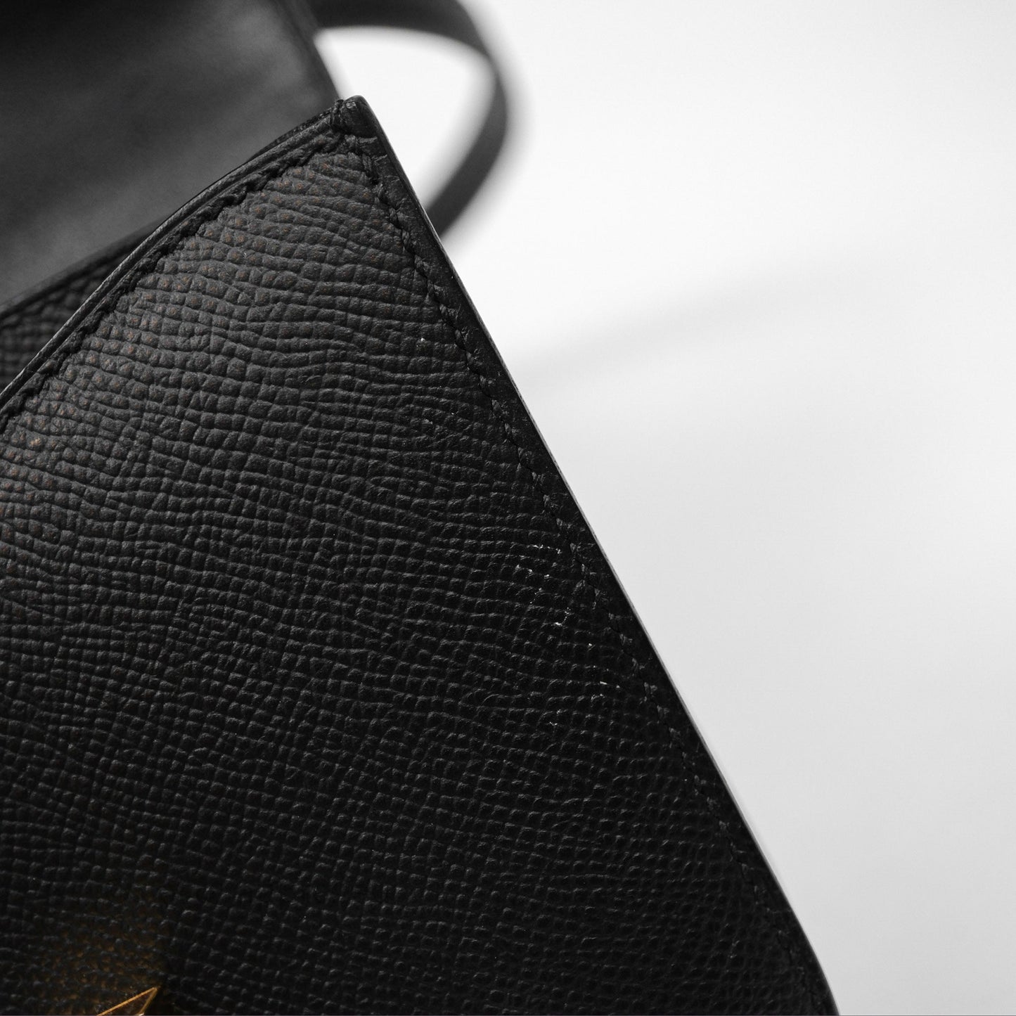 Hermès Constance Mini 18cm Black Epsom Gold Hardware