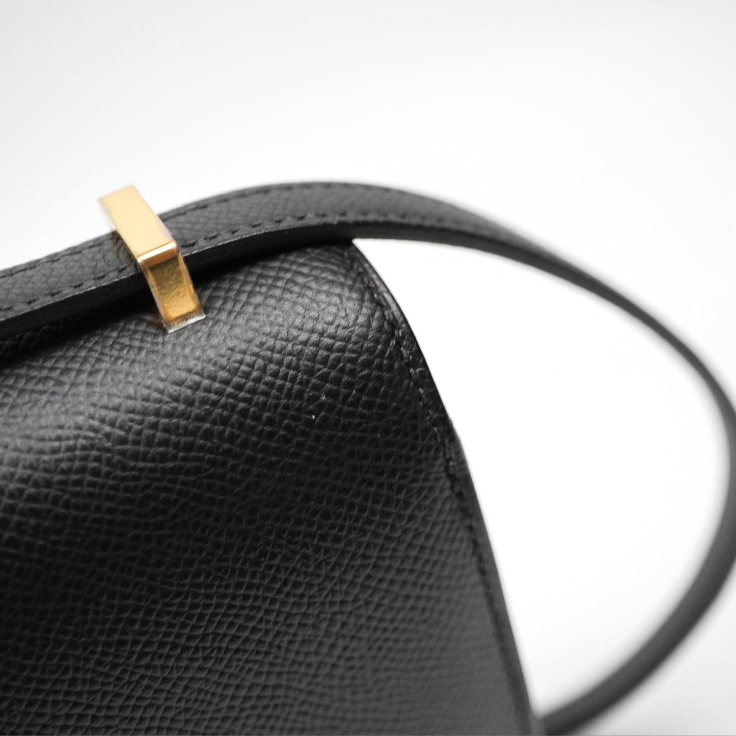 Hermès Constance Mini 18cm Black Epsom Gold Hardware