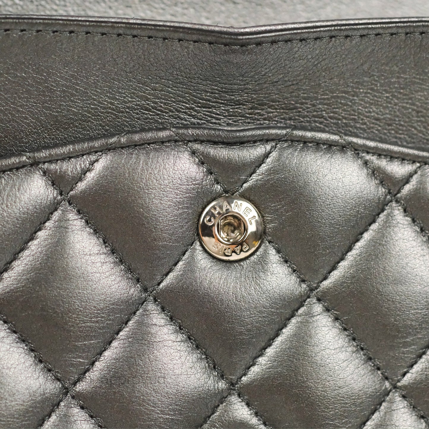 Chanel Classic M/L Medium Flap Quilted Metallic Grey Lambskin Gun Metal