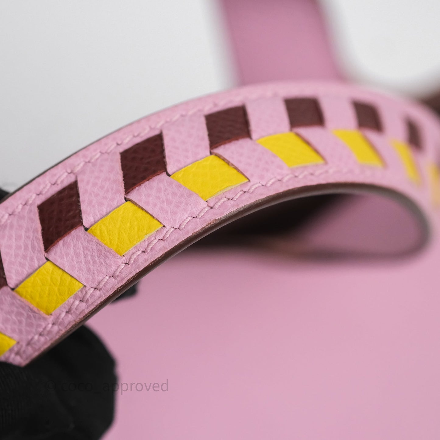 Hermès Tressage De Cuir Picotin Lock 18 Mauve Sylvestre X9/ Jaune de Naples 9O/Rouge H 55 Epsom Palladium Hardware