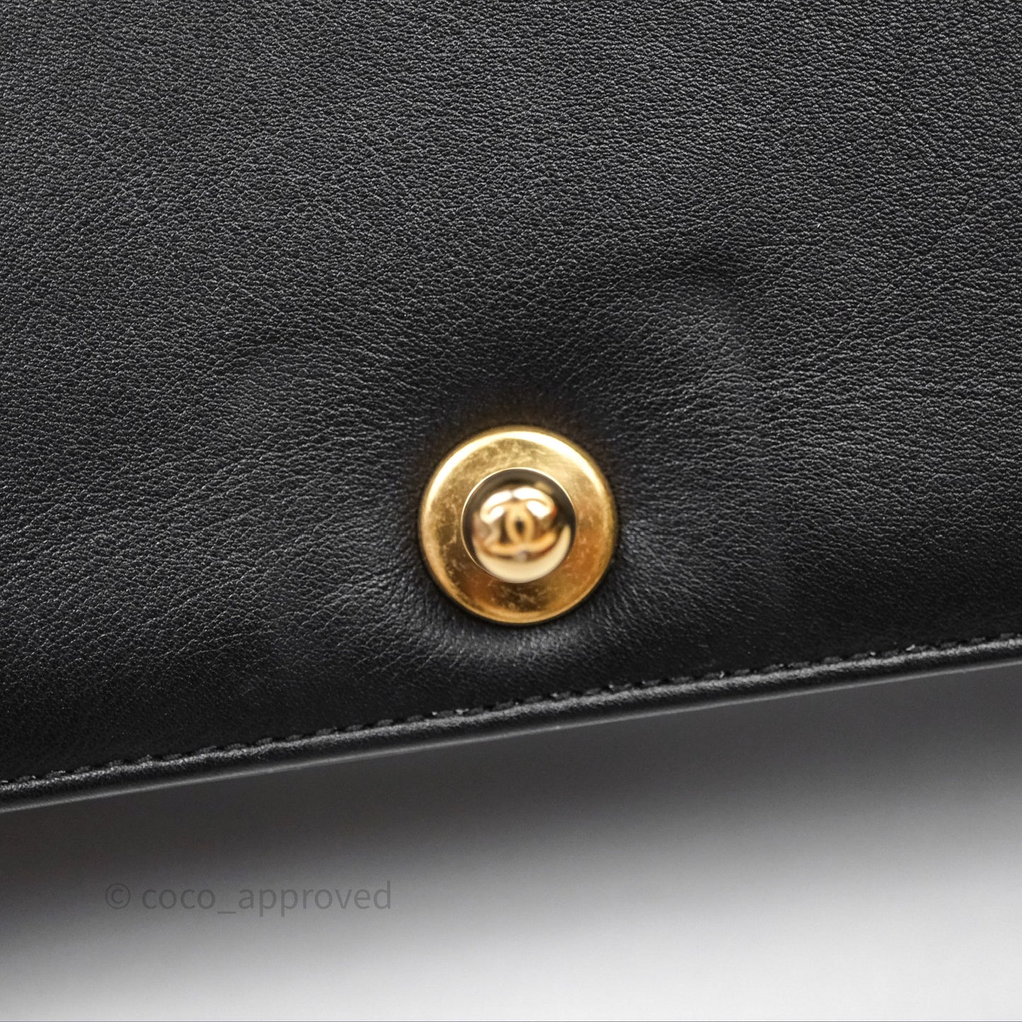 Chanel Medium Boy Quilted Black Calfskin Aged Gold Hardware